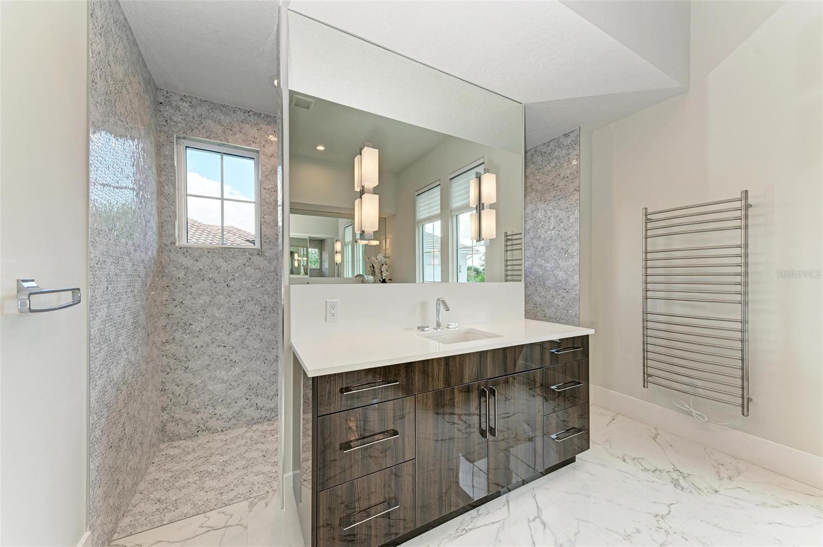 3761 FOUNDERS CLUB DR