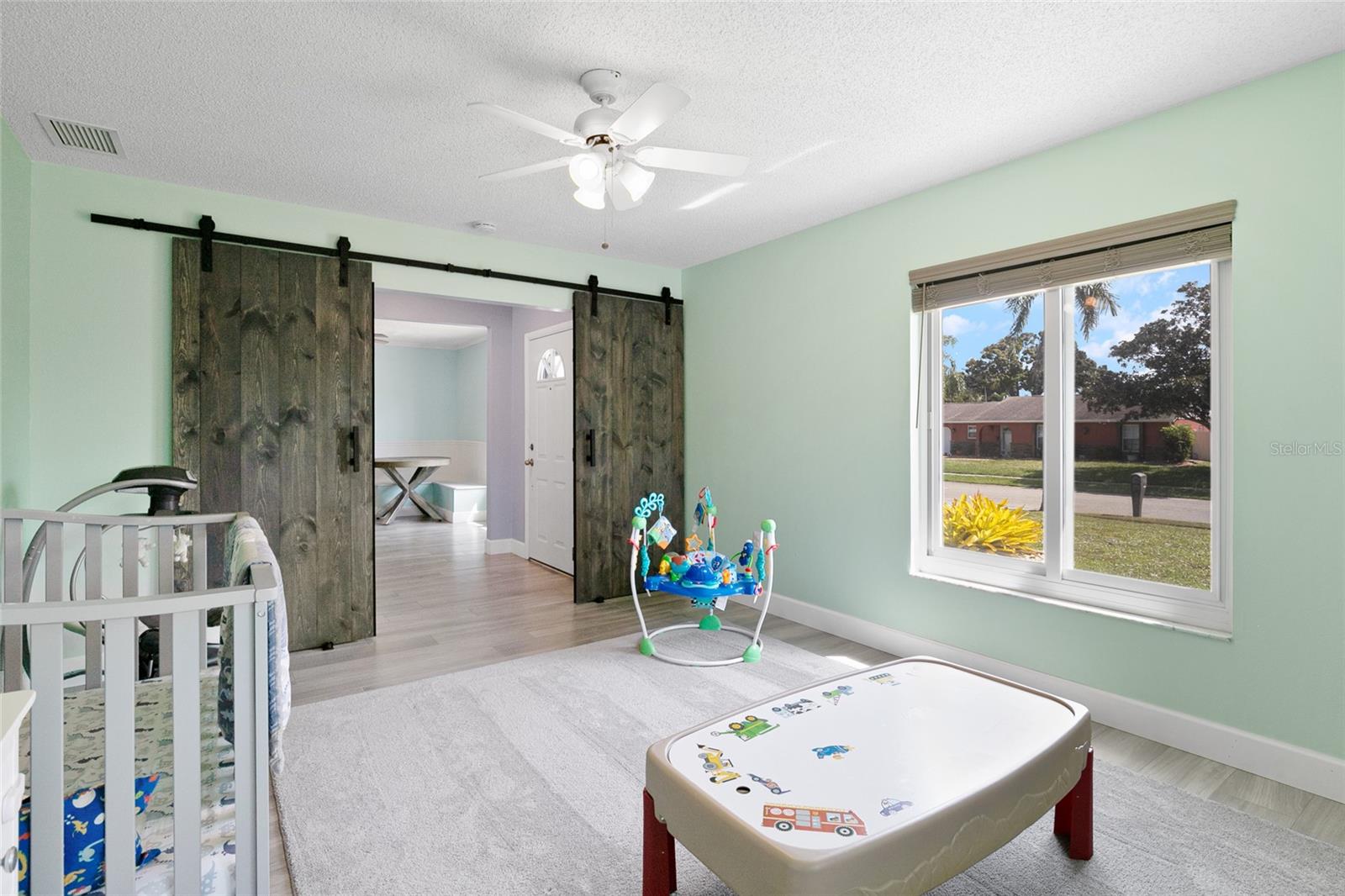 7342 URANUS DR