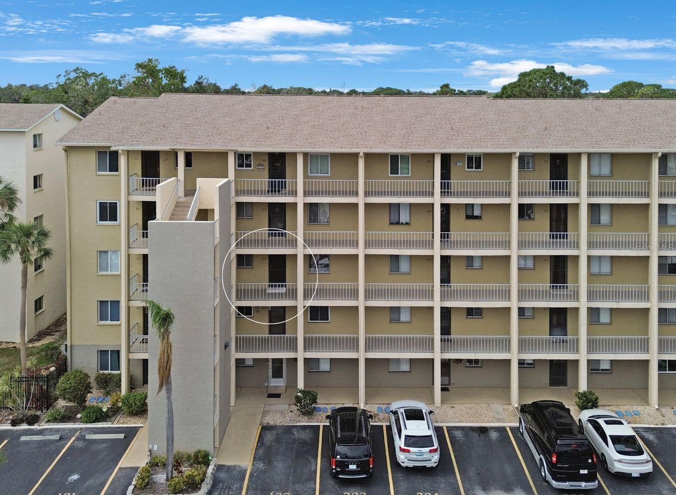 3622 LAKE BAYSHORE DR #K302