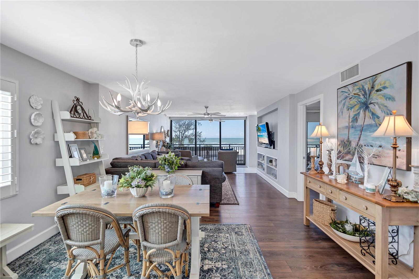 20 WHISPERING SANDS DR #306