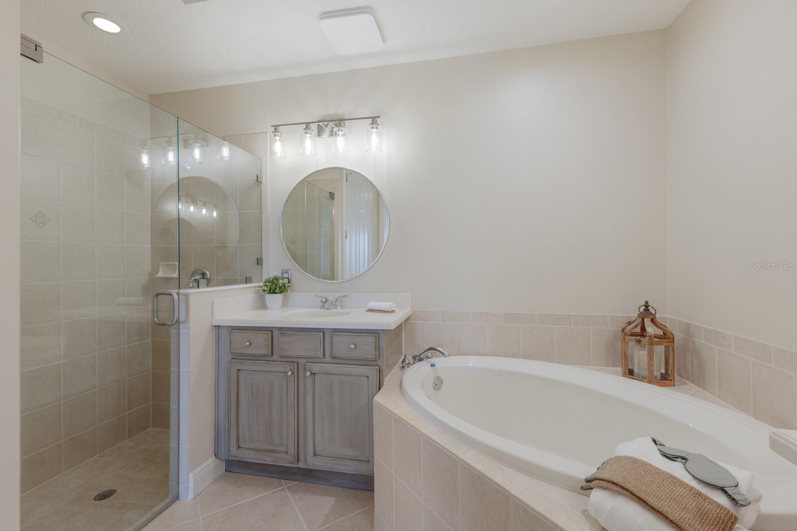 6409 MOORINGS POINT CIR #102