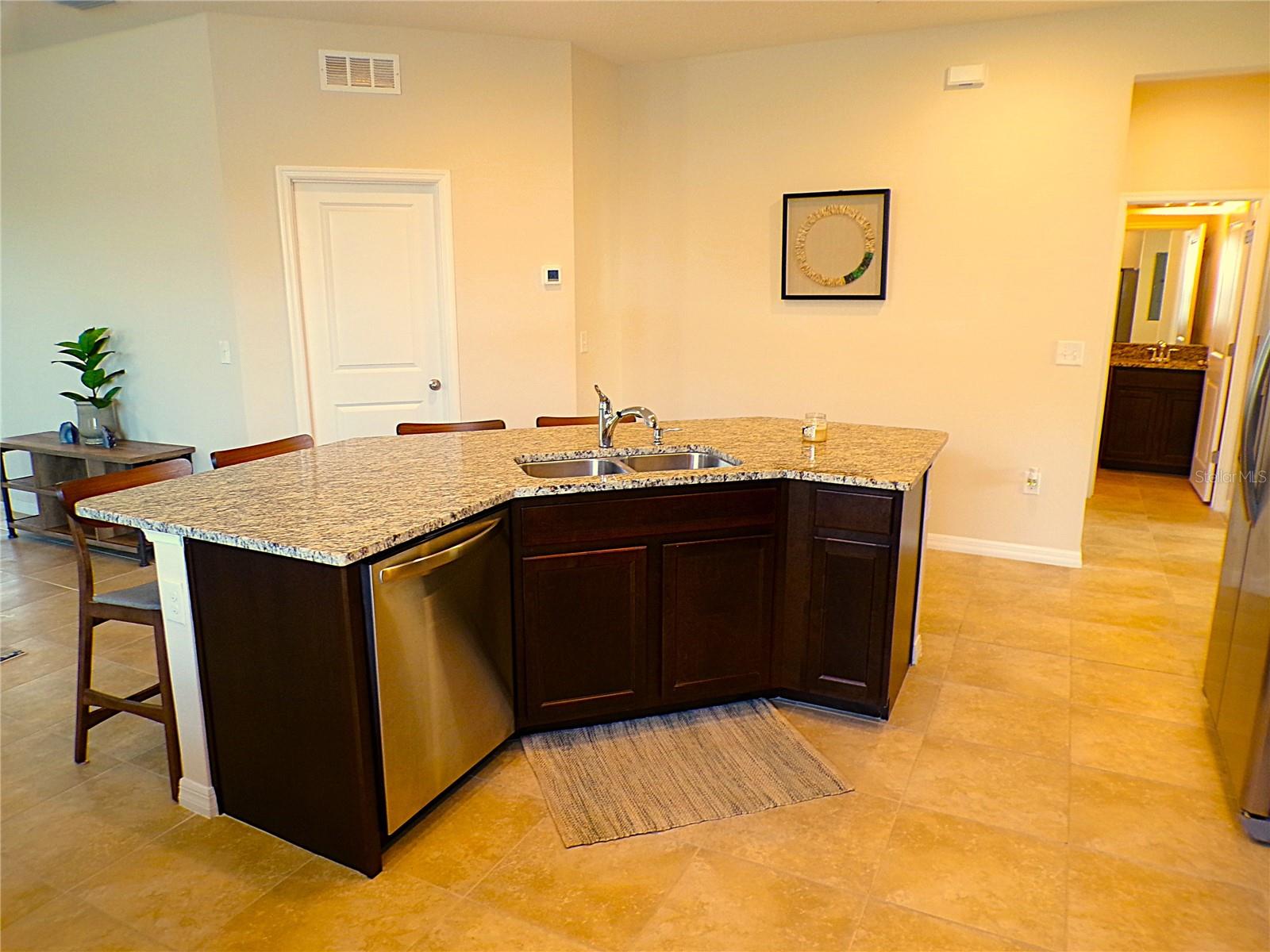 8342 ENCLAVE WAY #101