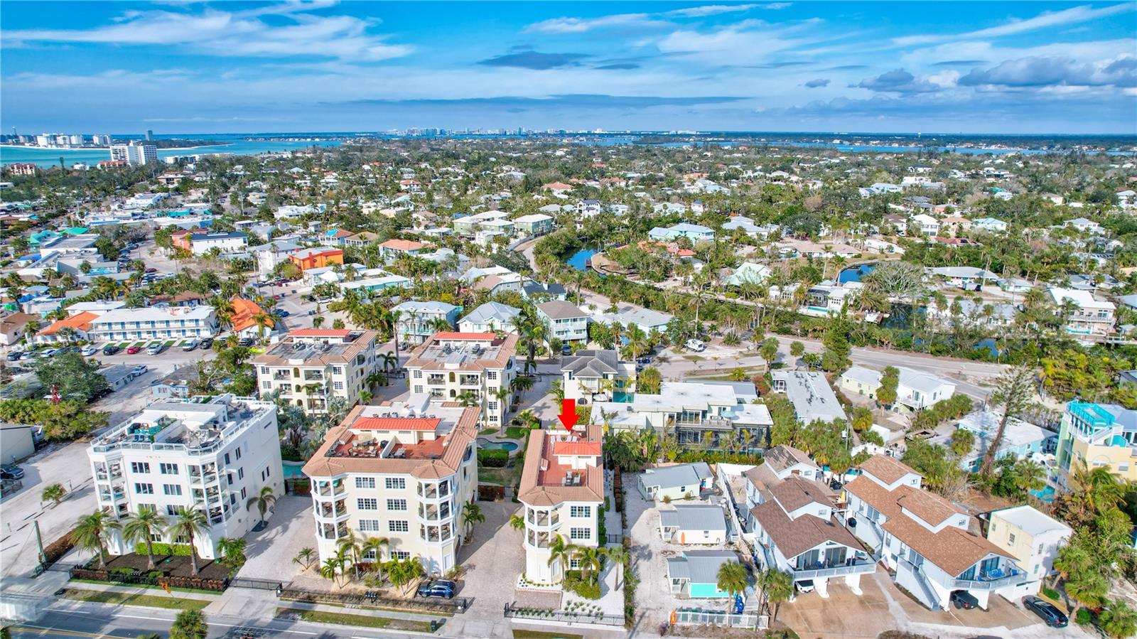 317 BEACH RD