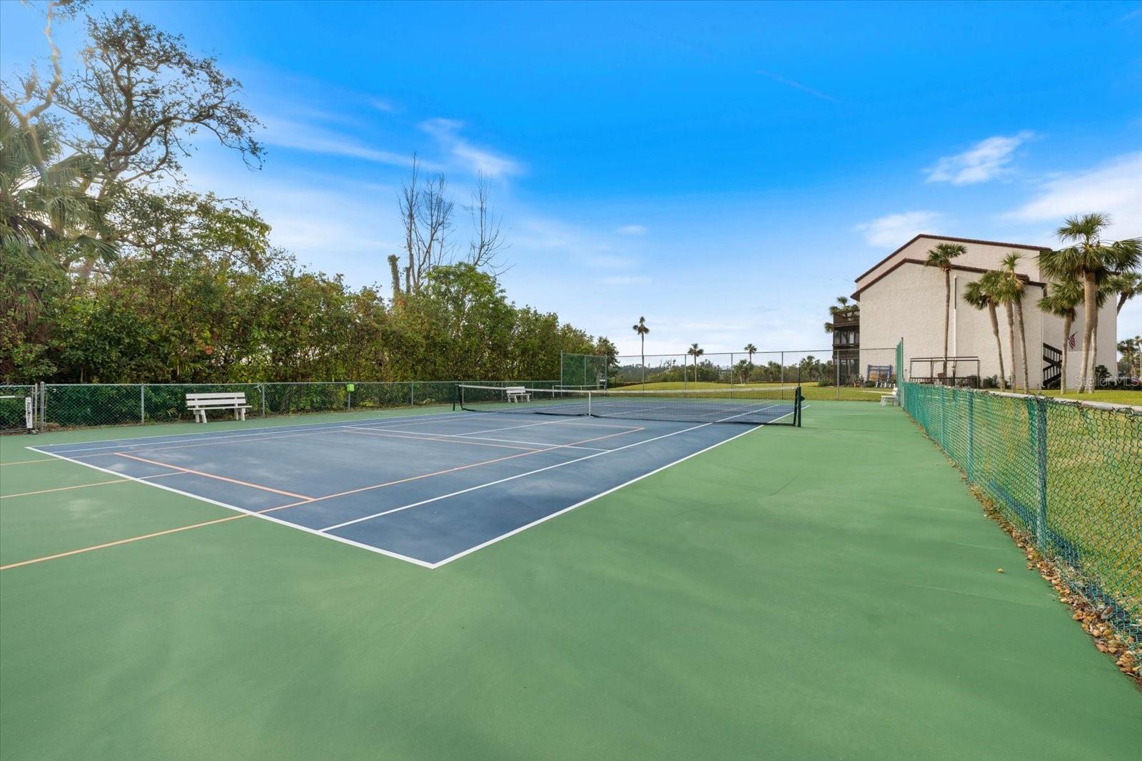 1604 STICKNEY POINT RD #102