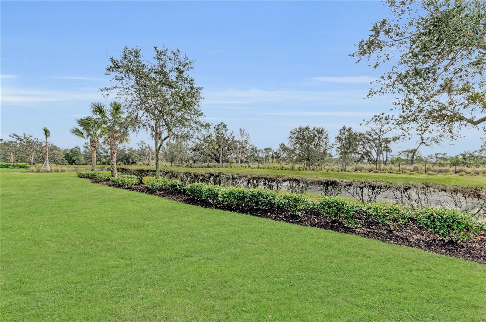 3360 FOUNDERS CLUB DR