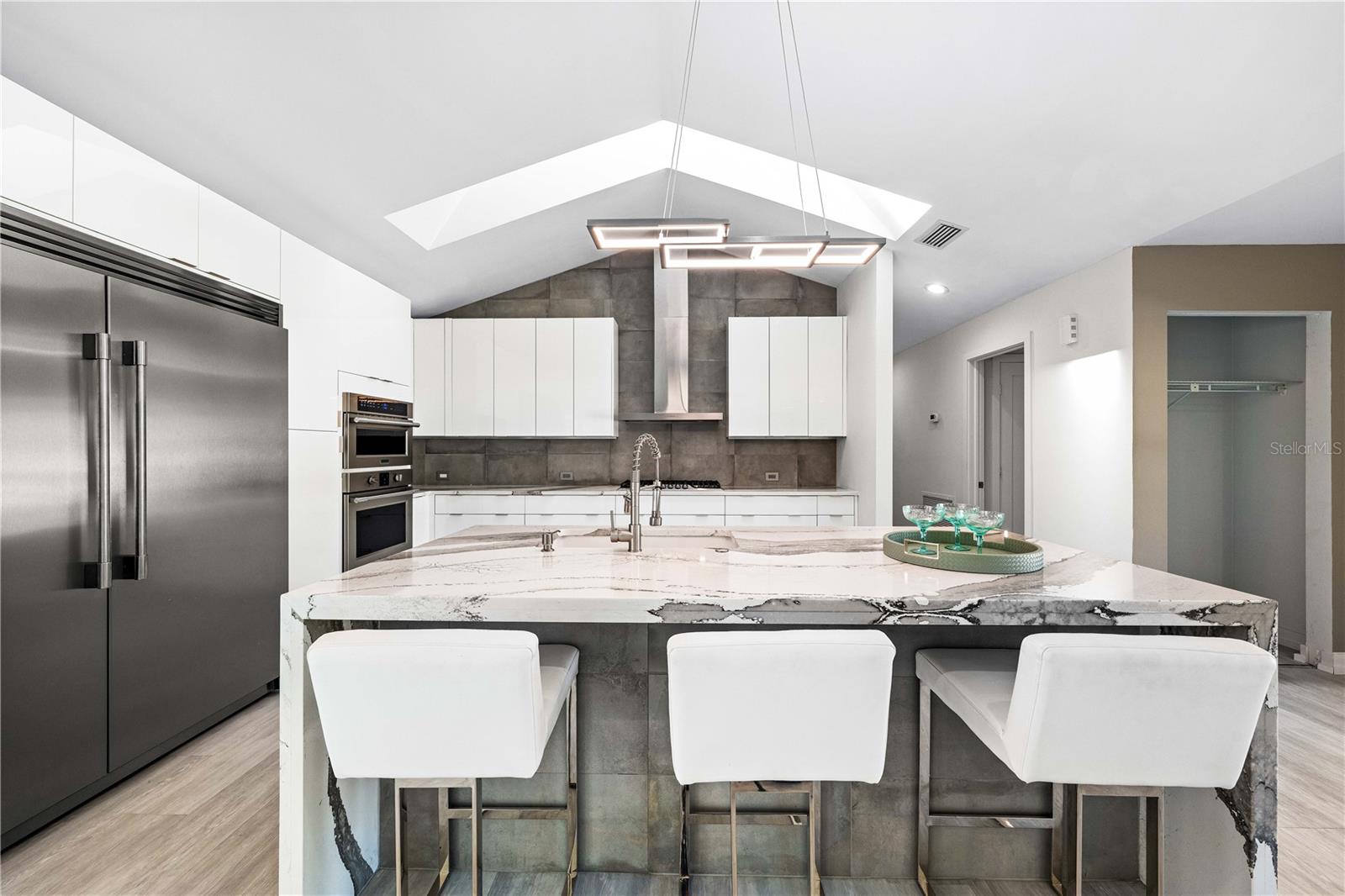 3520 WILDERNESS BLVD W