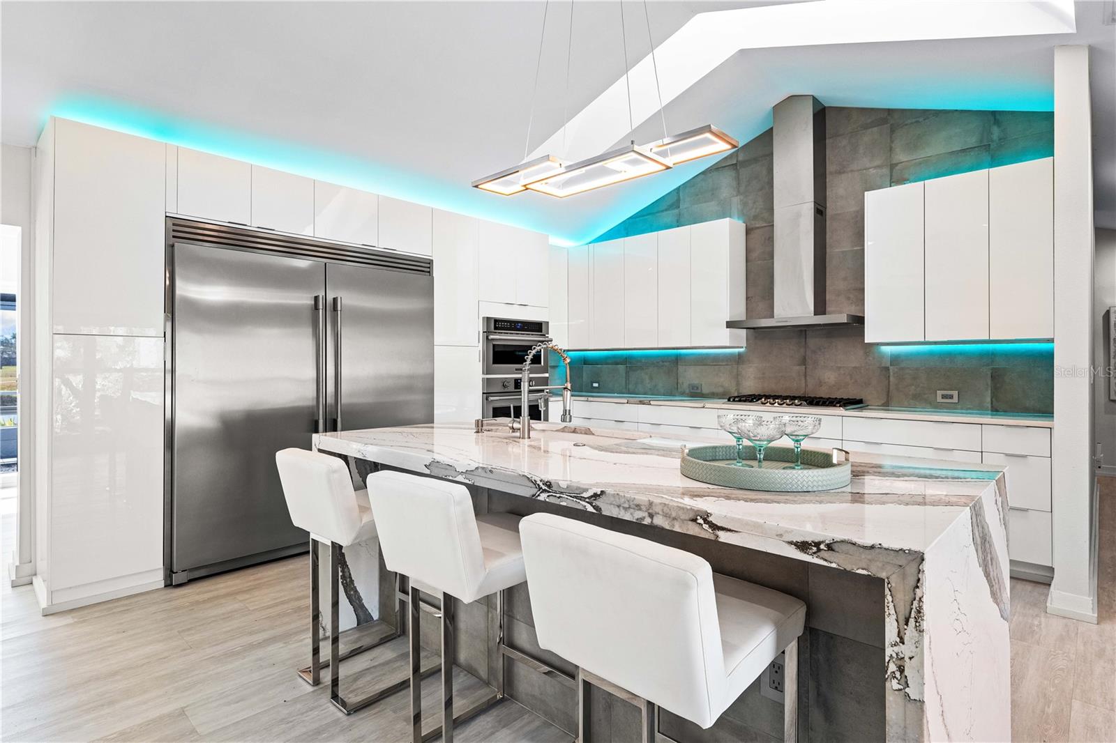 3520 WILDERNESS BLVD W