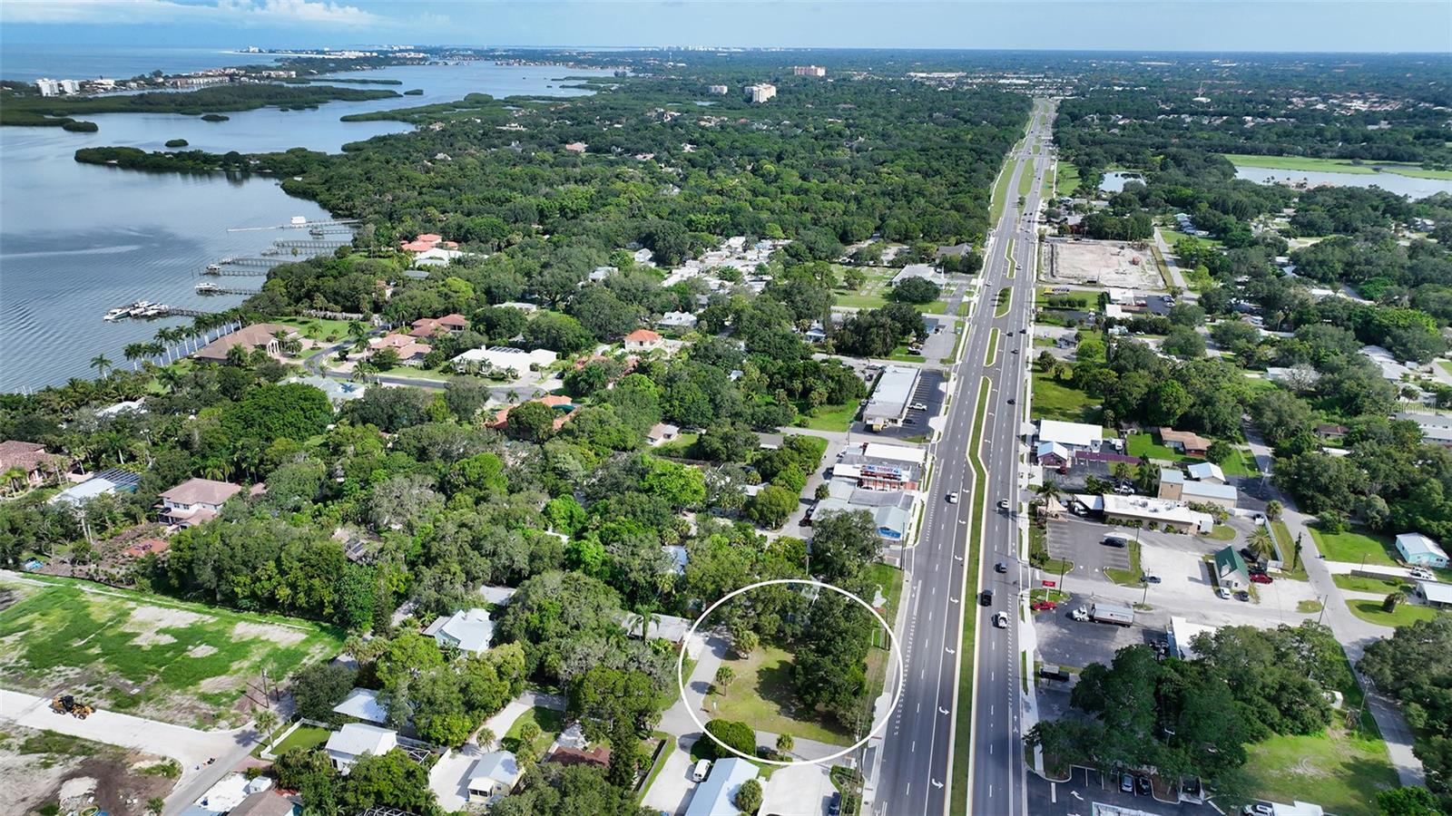 51 N TAMIAMI TRL