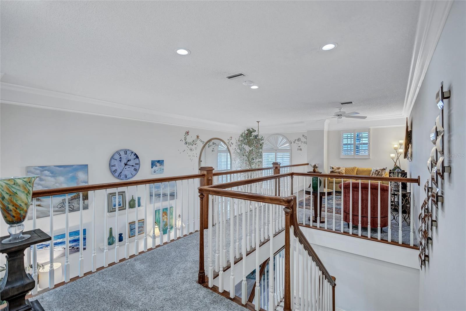 1185 COQUILLE ST #305