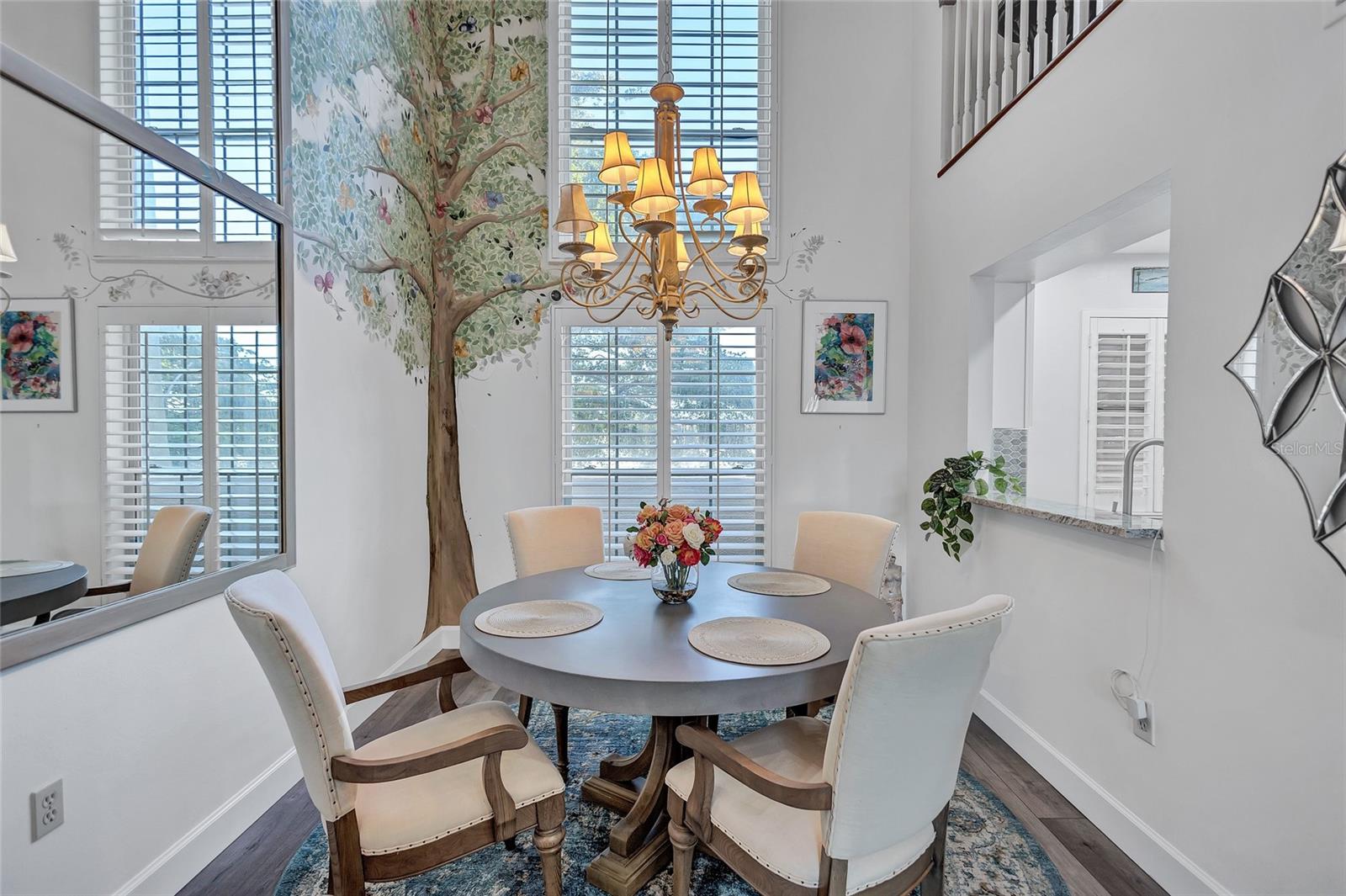 1185 COQUILLE ST #305