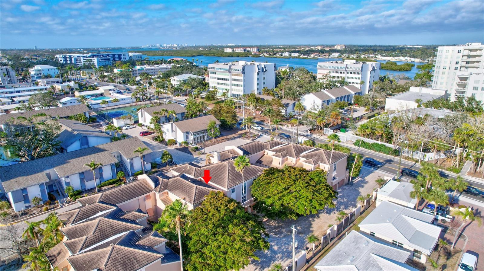 1185 COQUILLE ST #305