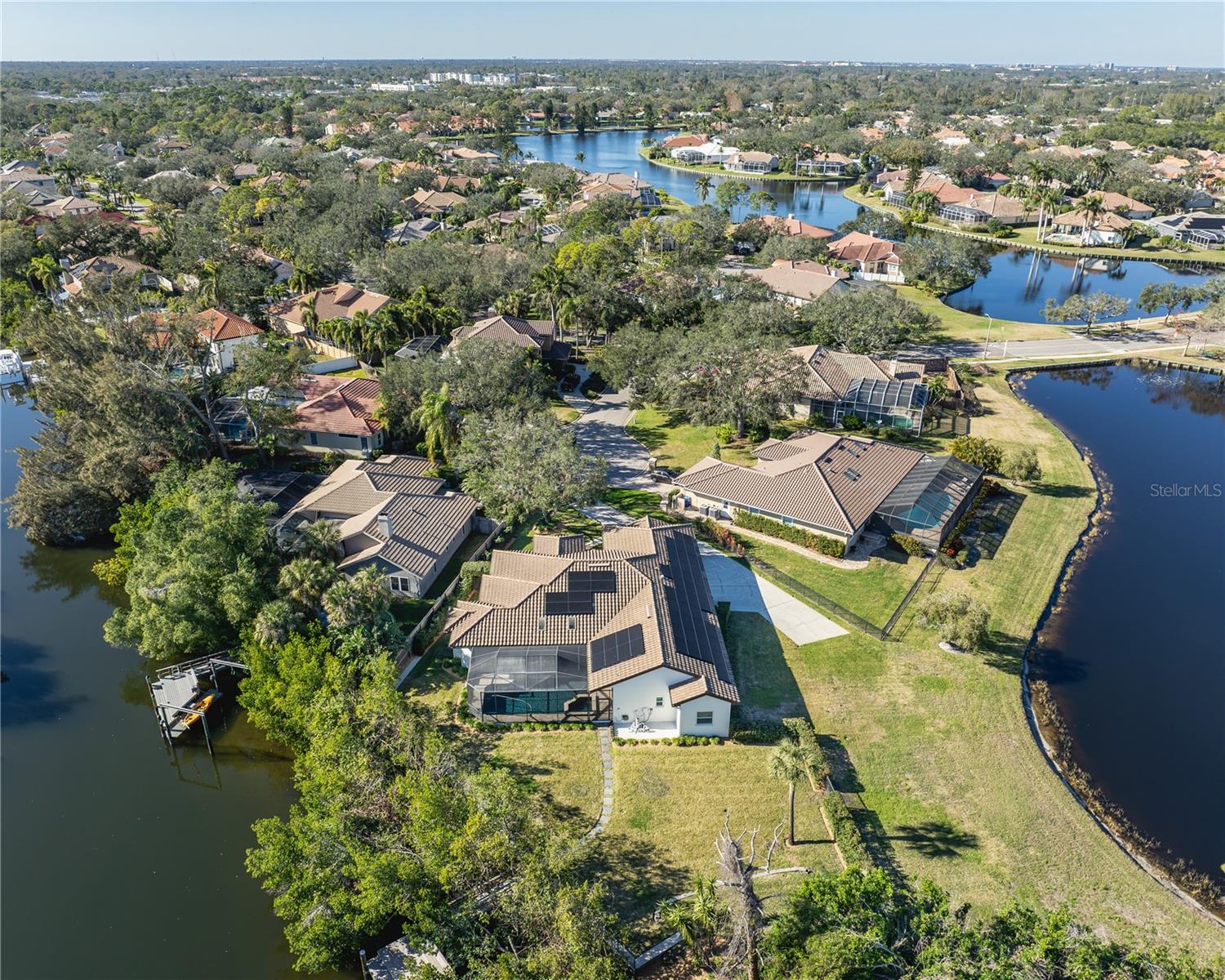 1060 WATER OAK CT NE