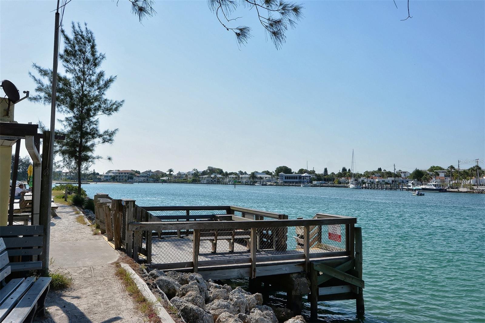 104 INLETS BLVD #104
