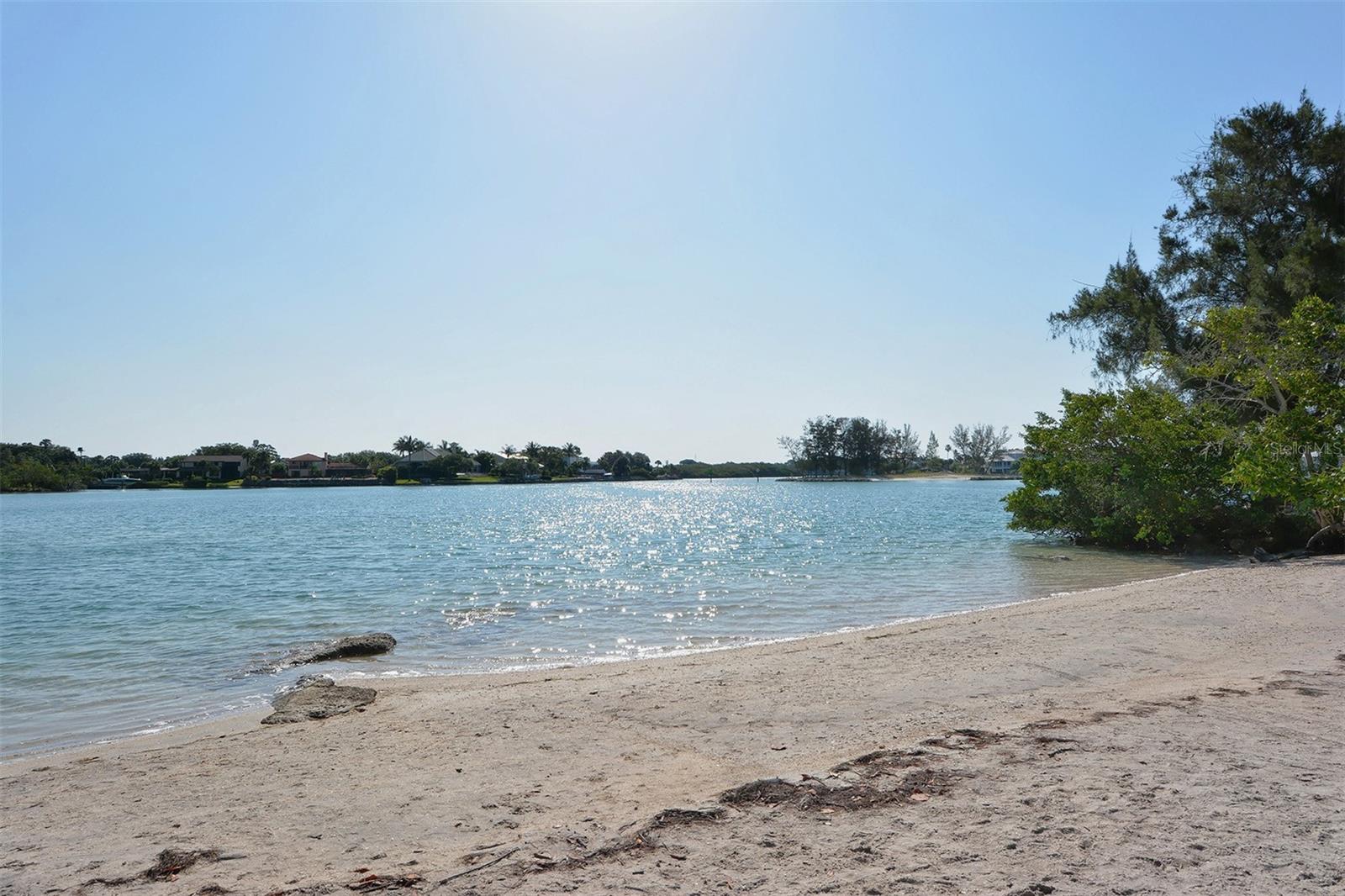 104 INLETS BLVD #104