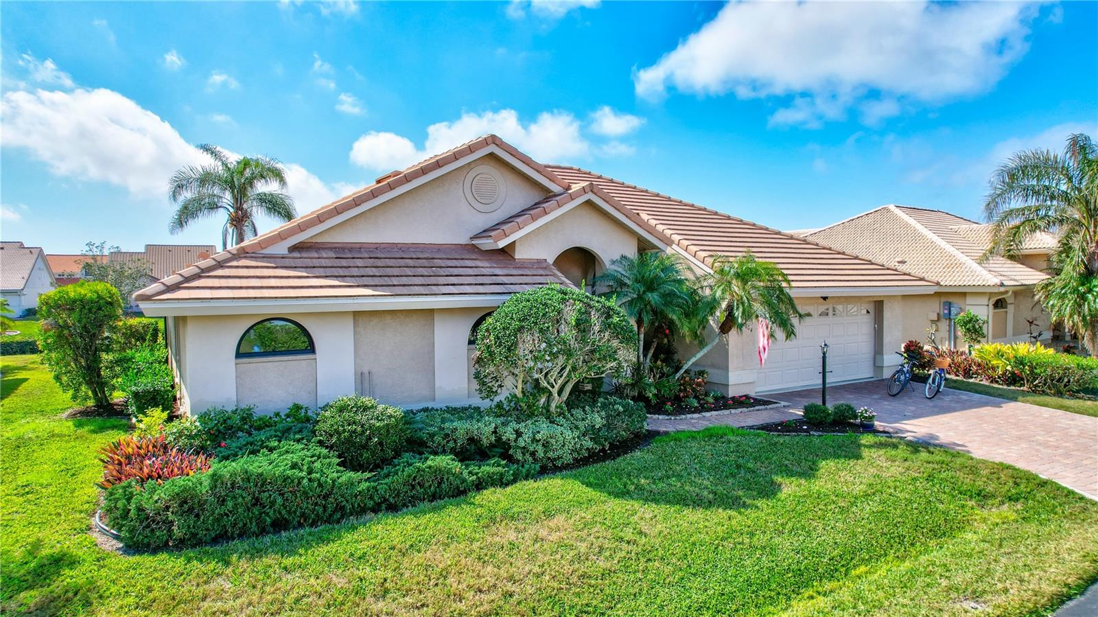 104 INLETS BLVD #104