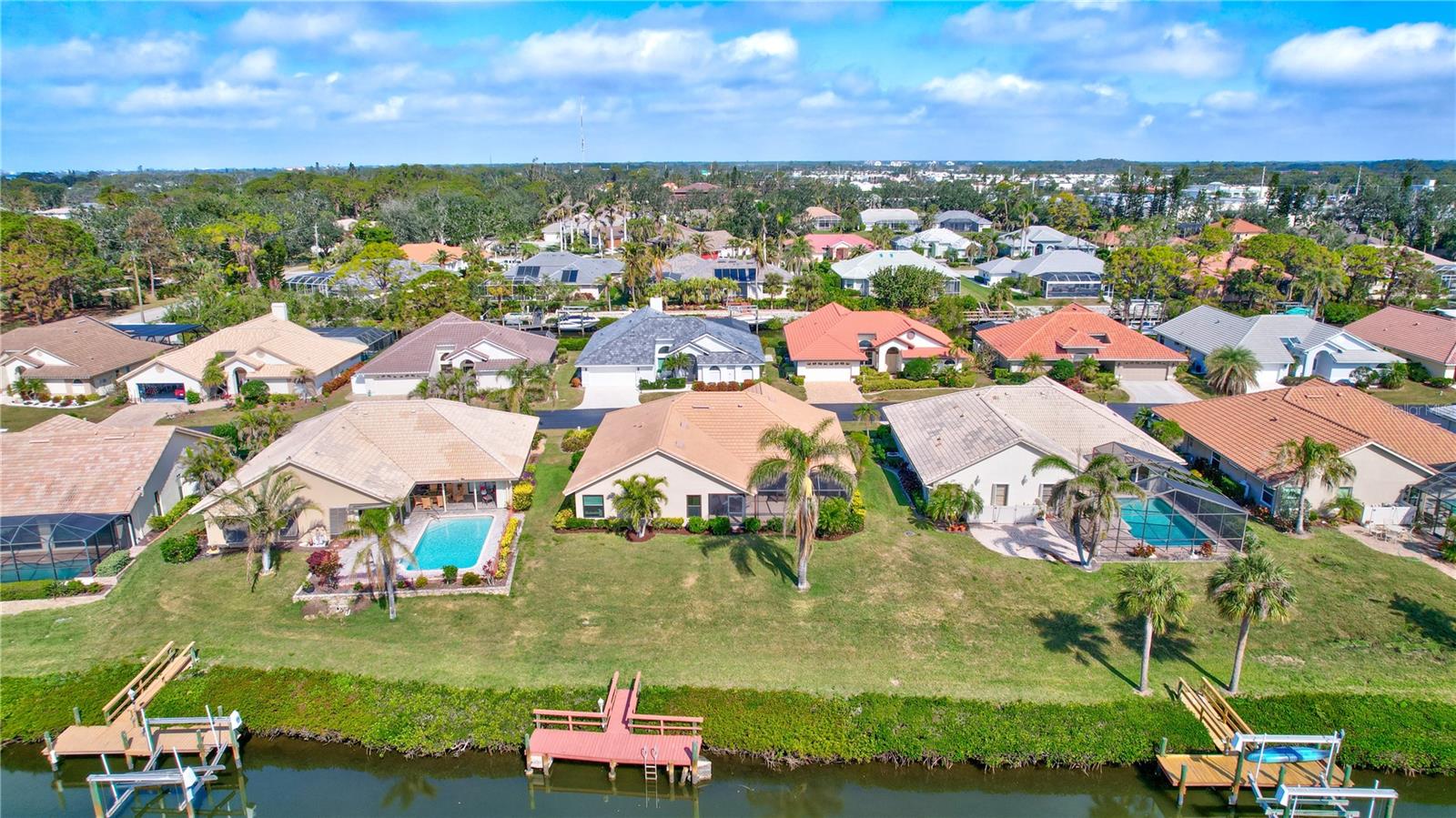 104 INLETS BLVD #104