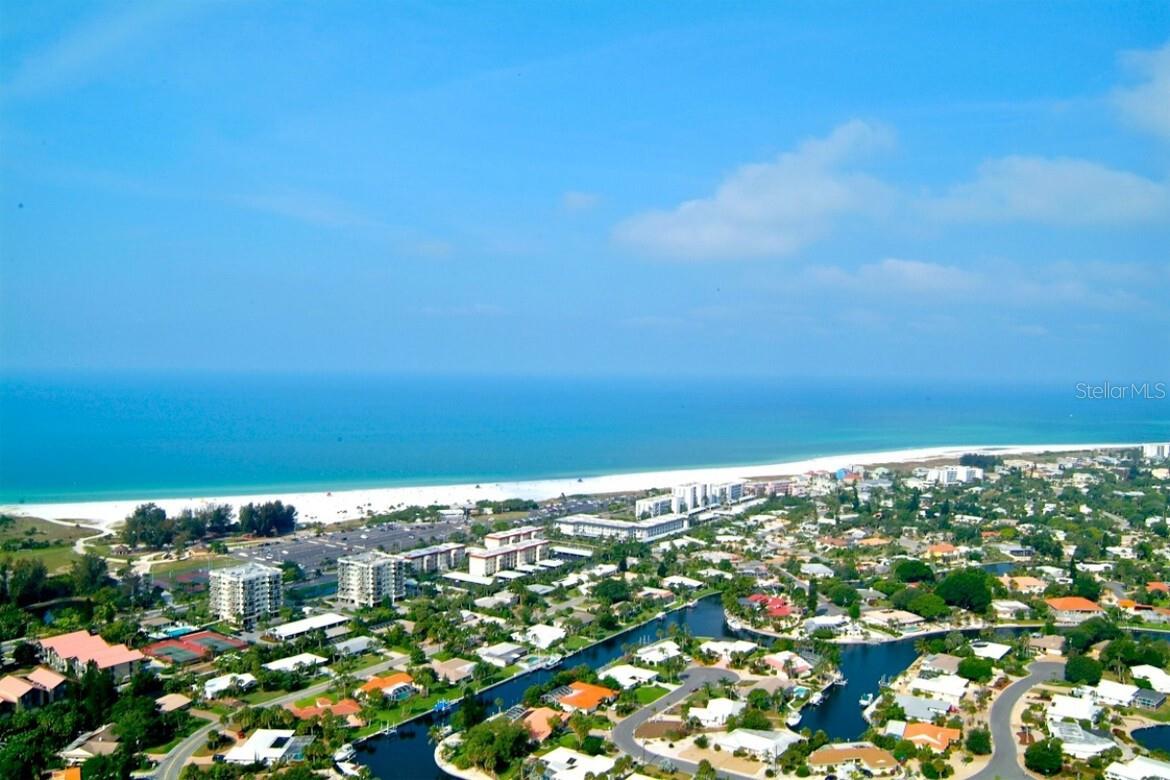 901 BEACH RD #402