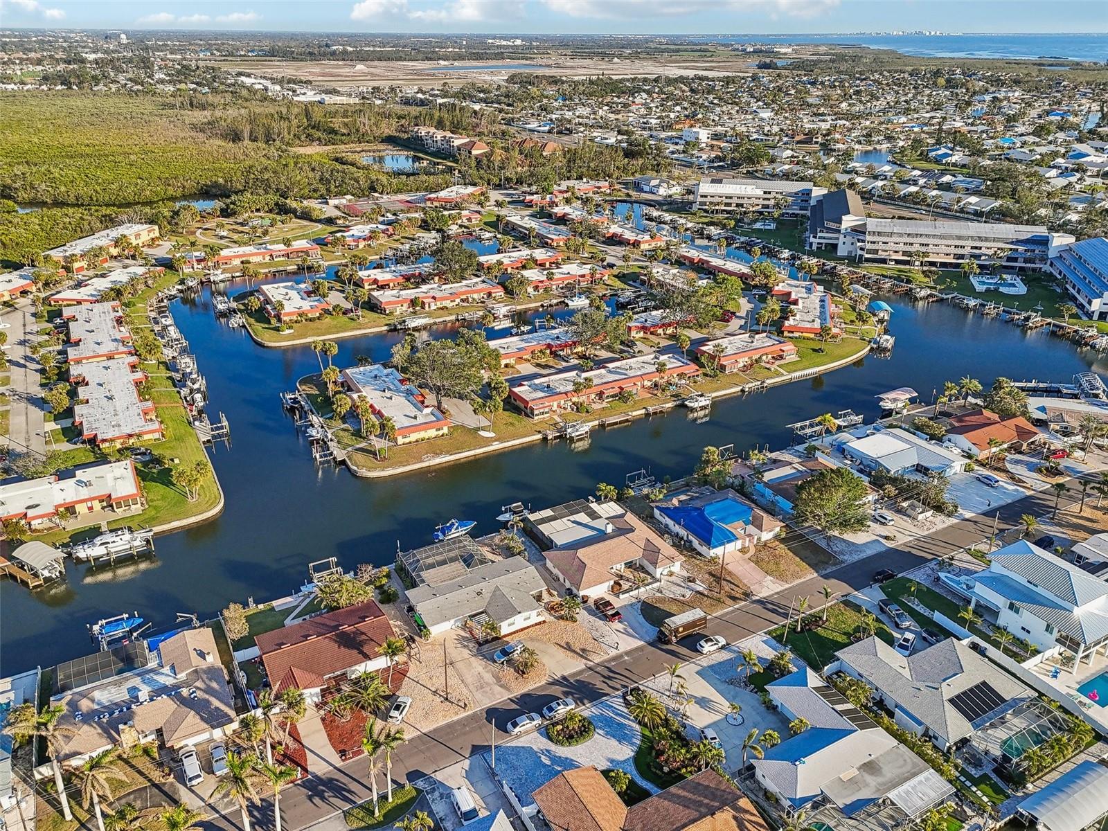 4119 ROYAL PALM DR