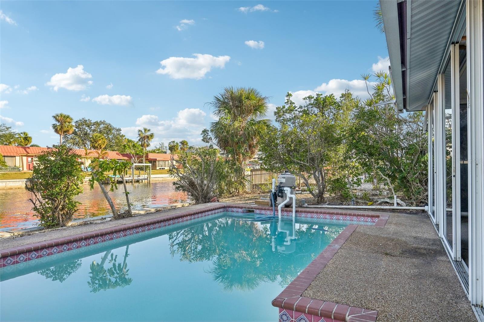 4119 ROYAL PALM DR