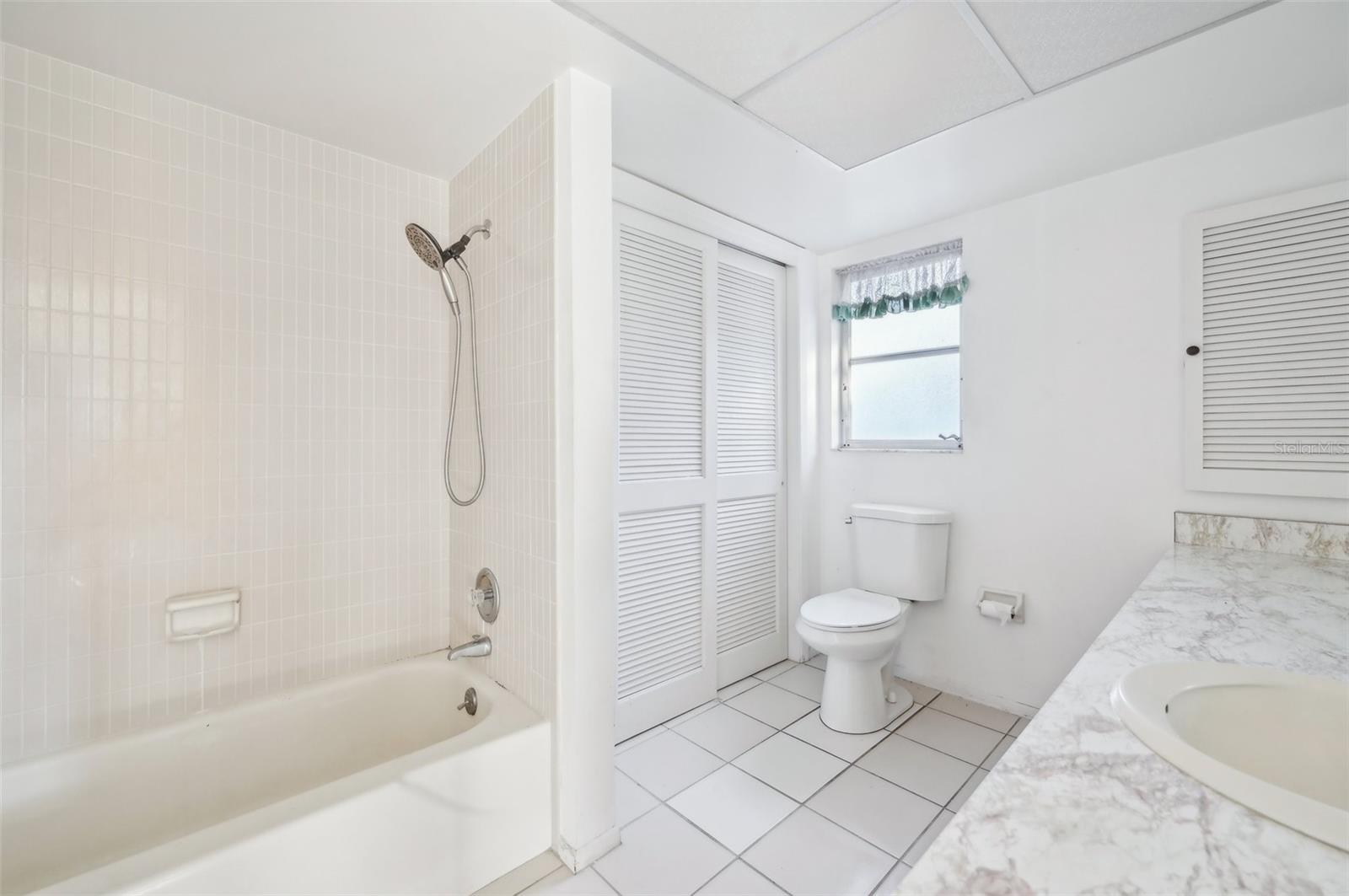 4119 ROYAL PALM DR