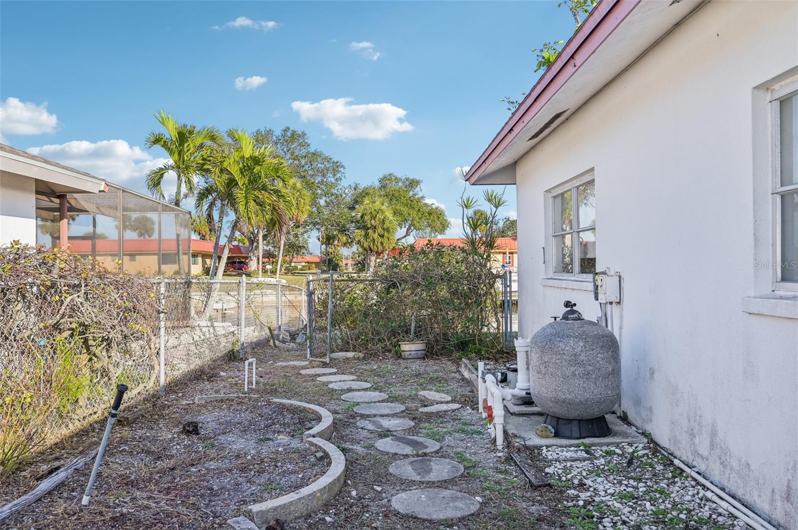 4119 ROYAL PALM DR
