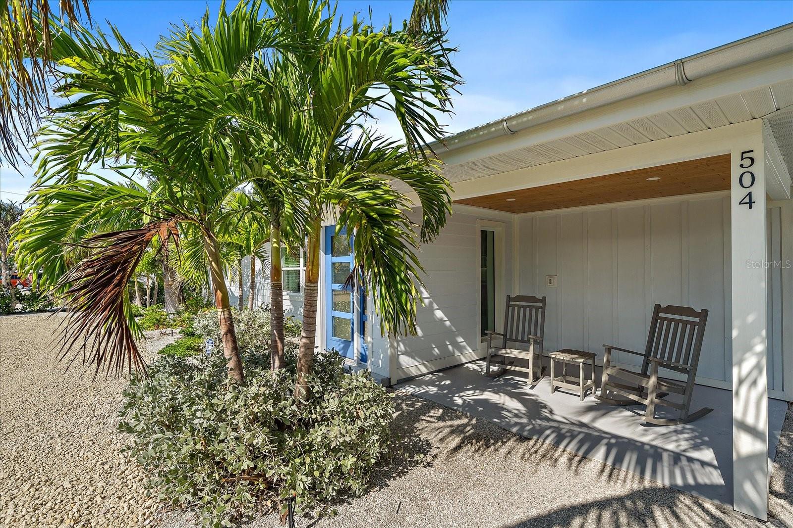504 BAYVIEW DR