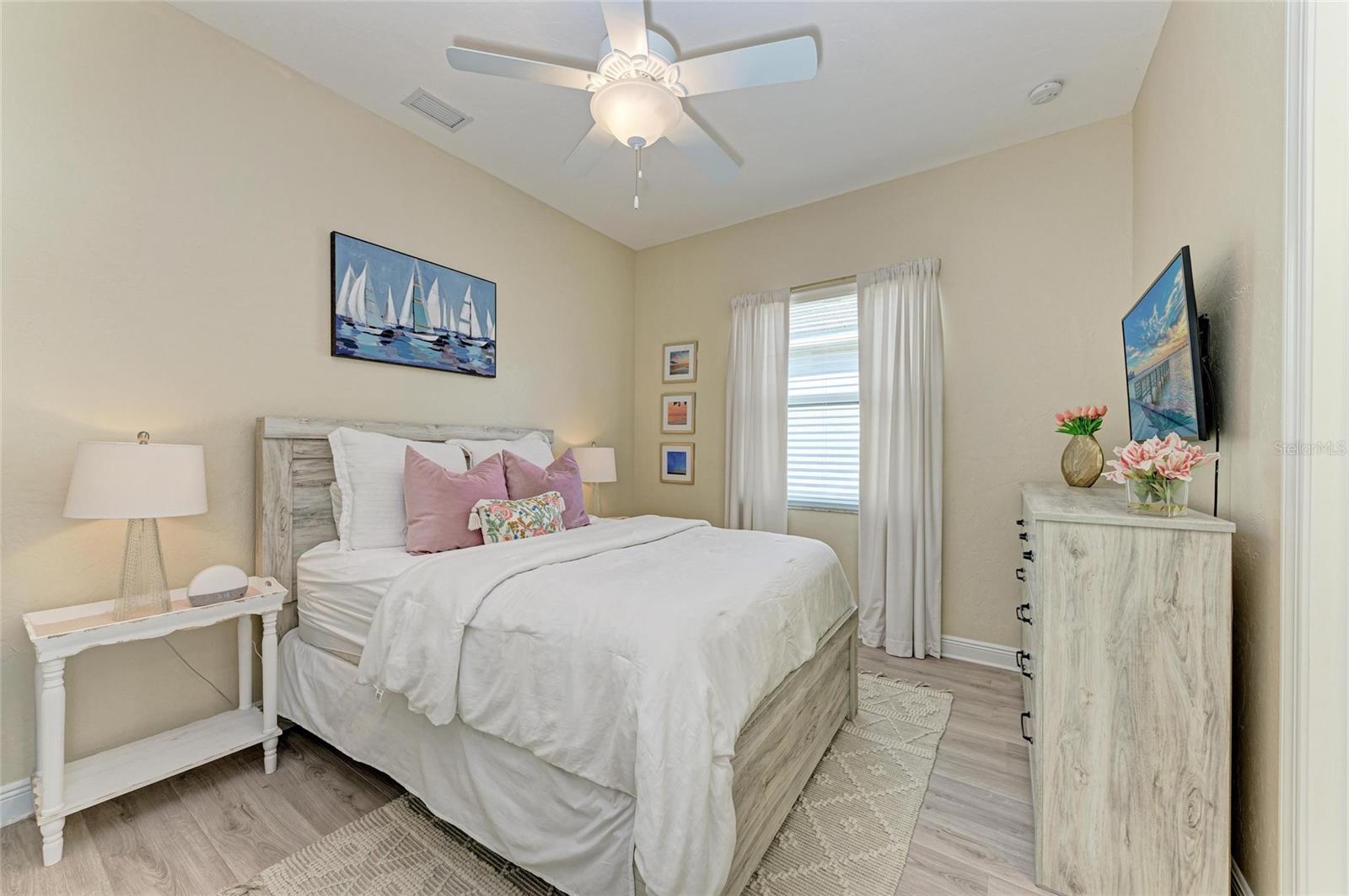 5238 TITLE ROW DR