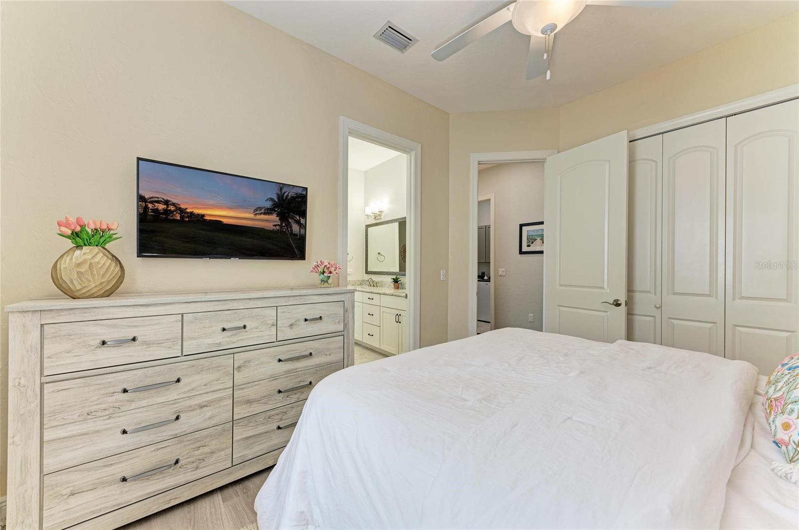 5238 TITLE ROW DR