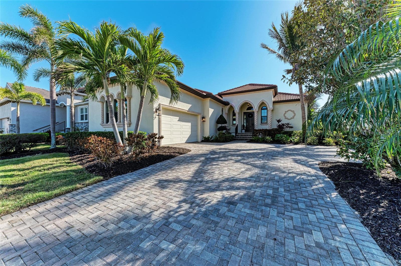5238 TITLE ROW DR