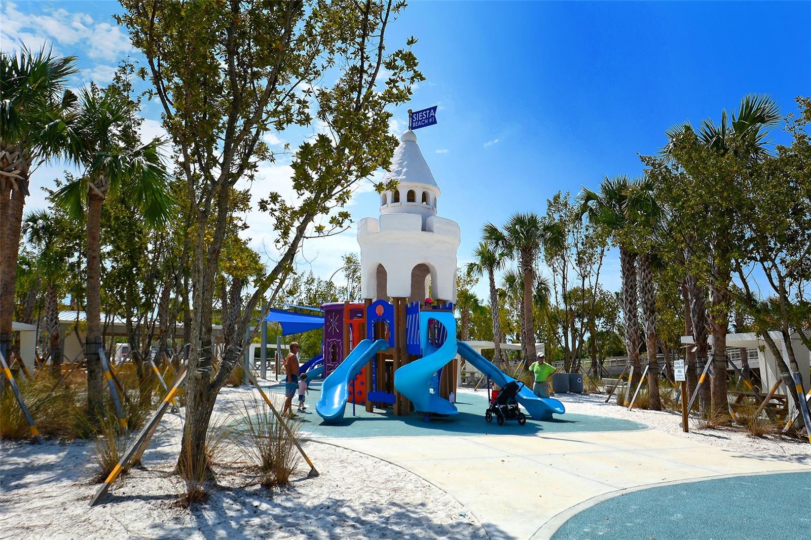732 SIESTA DR