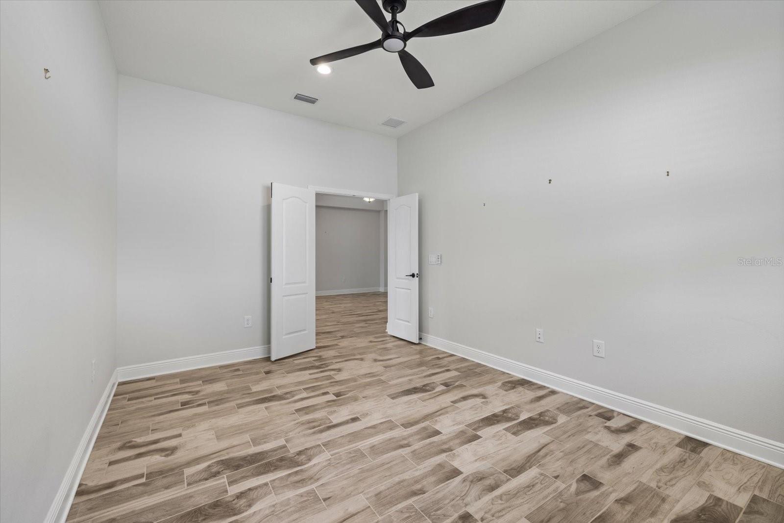 26833 WEISKOPF DR