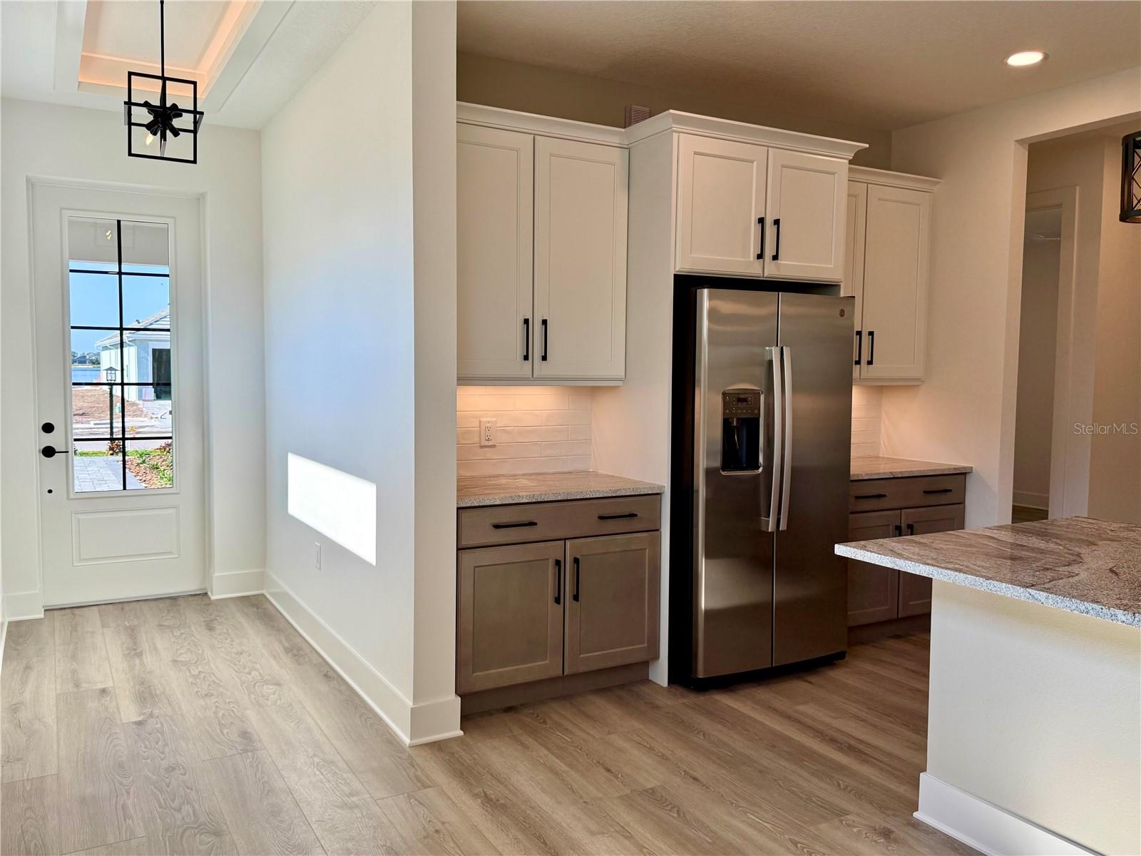 1047 WATERLINE COURT