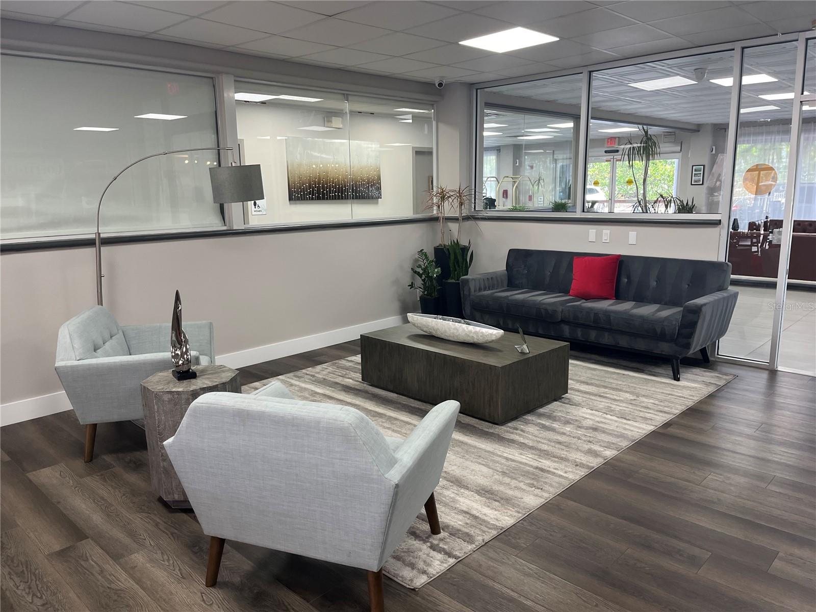 7150 N TAMIAMI TRL #S512