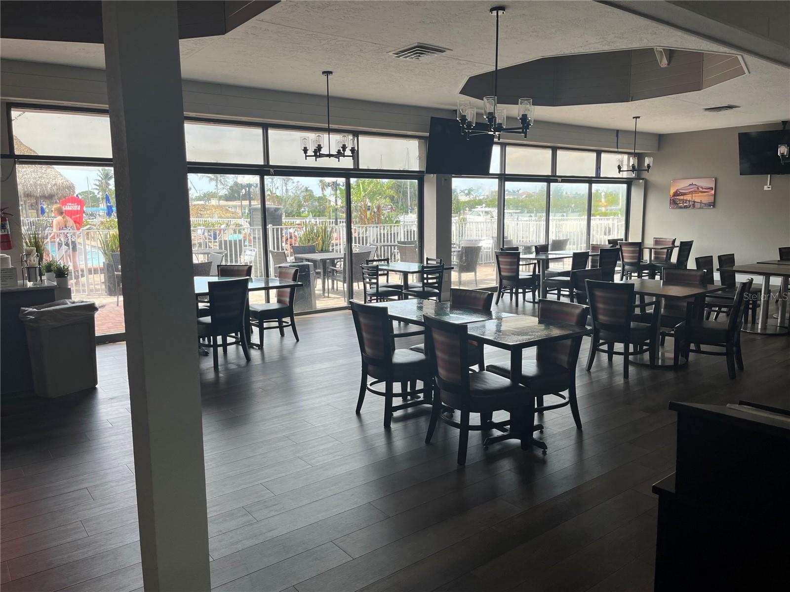 7150 N TAMIAMI TRL #S512