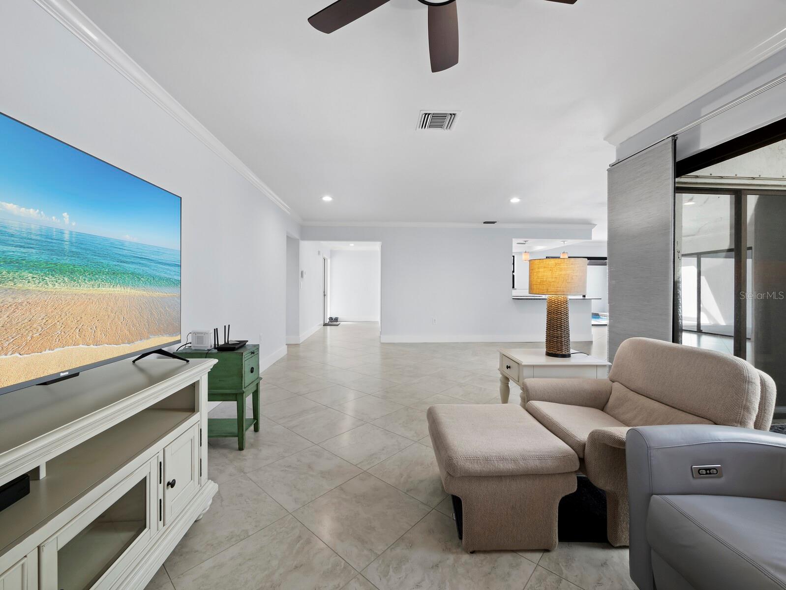 3729 GLEN OAKS MANOR DR
