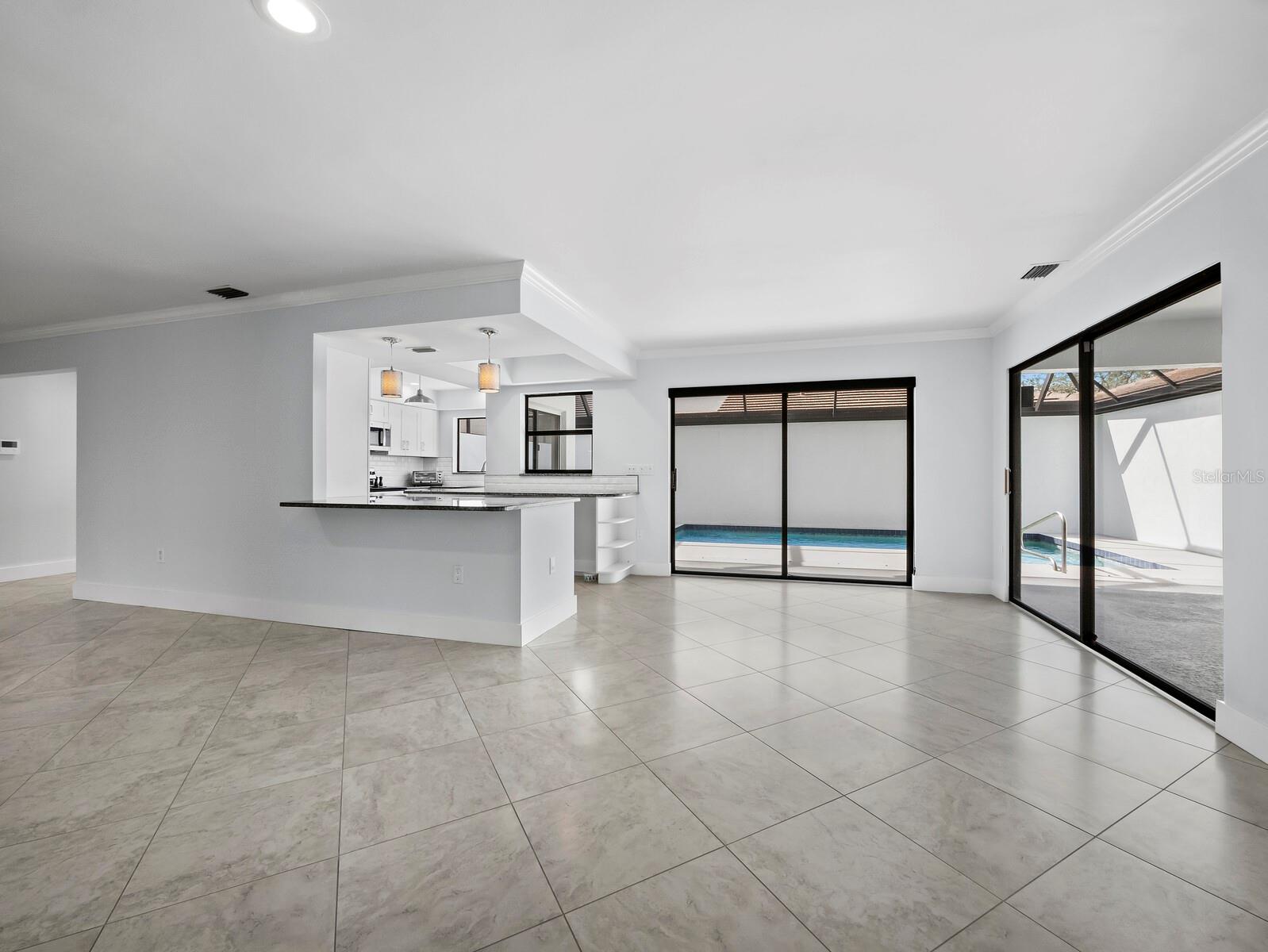 3729 GLEN OAKS MANOR DR