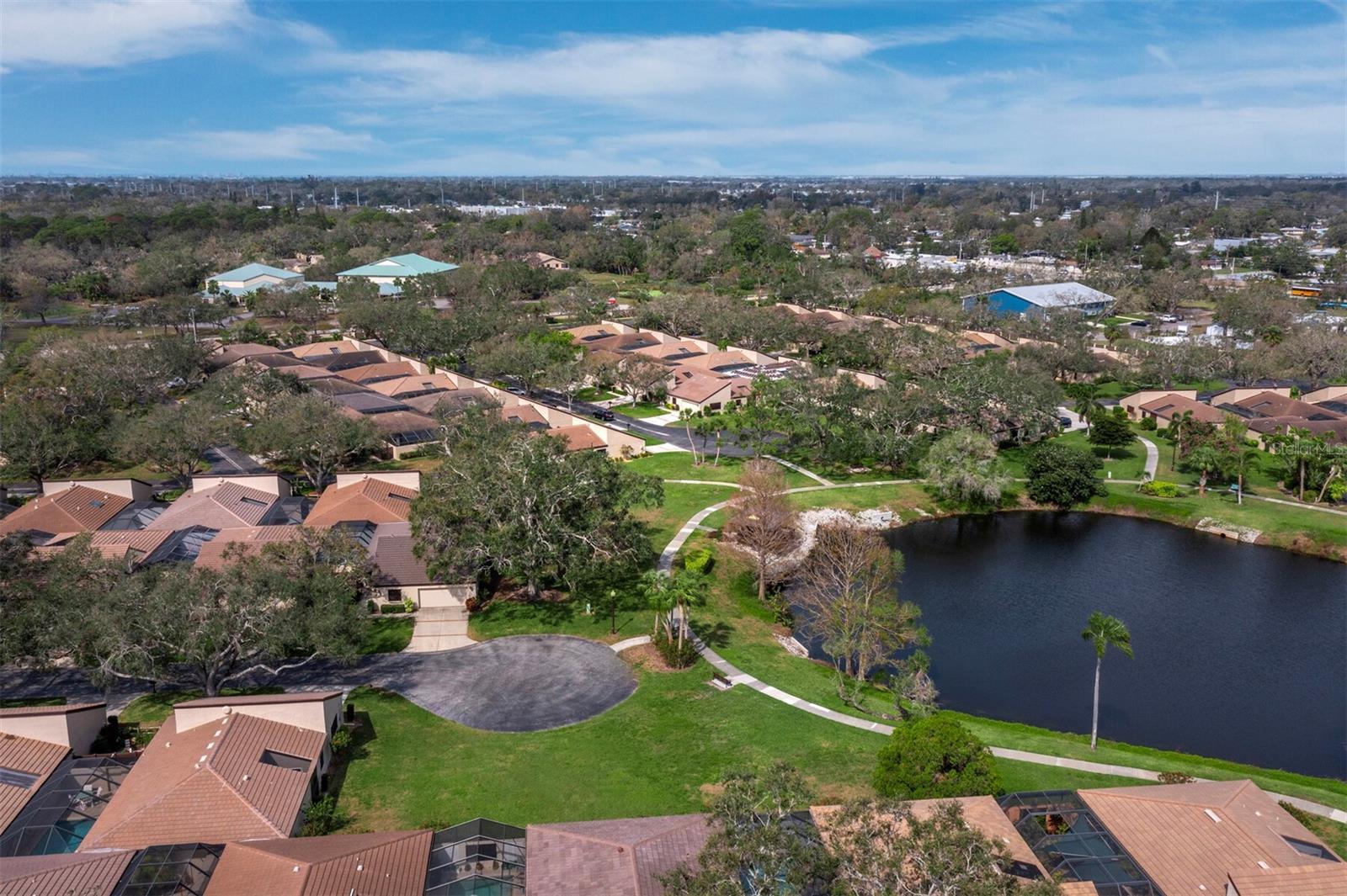 3729 GLEN OAKS MANOR DR
