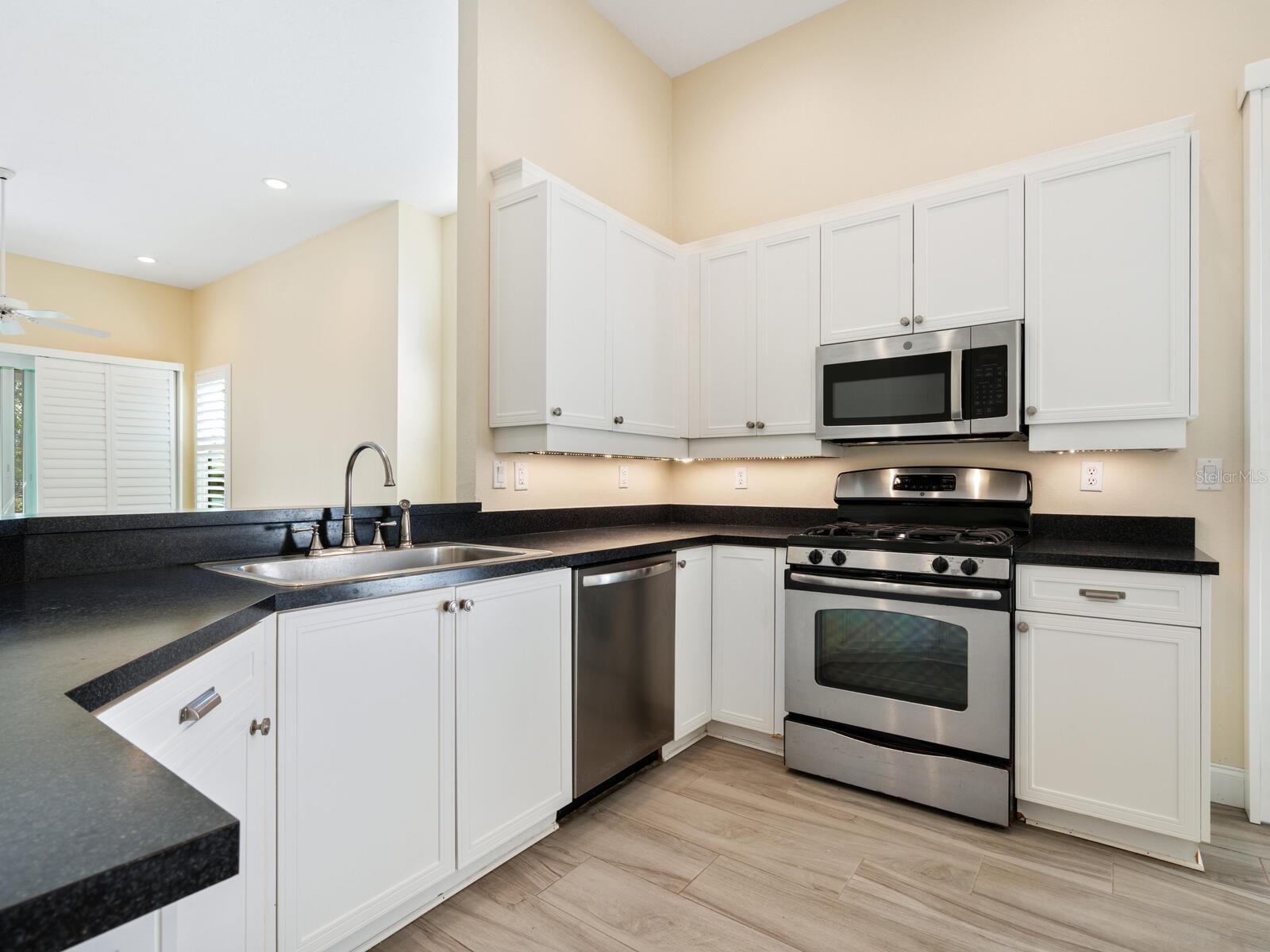 6316 WALTON HEATH PL