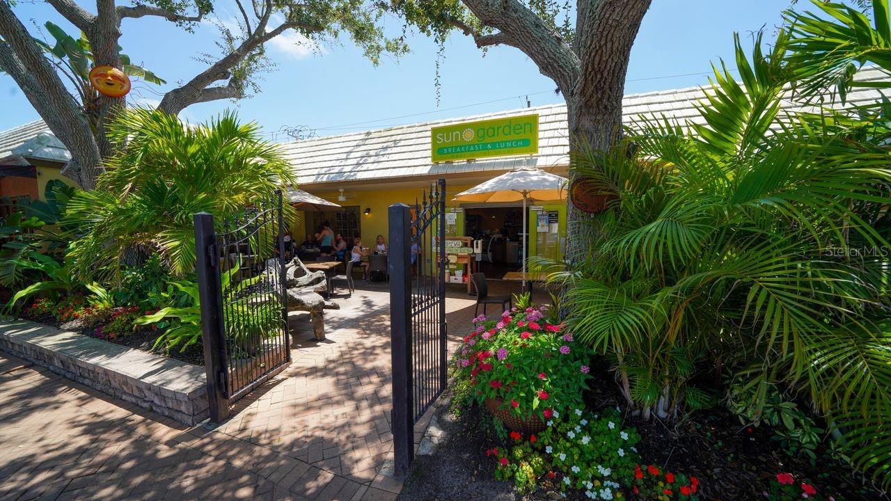 5448 AVENIDA DEL MARE