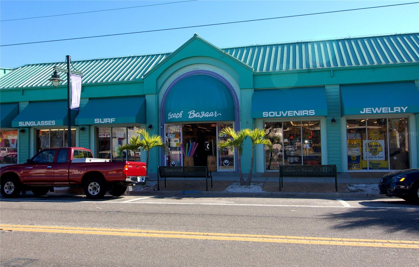 137 AVENIDA MESSINA #3