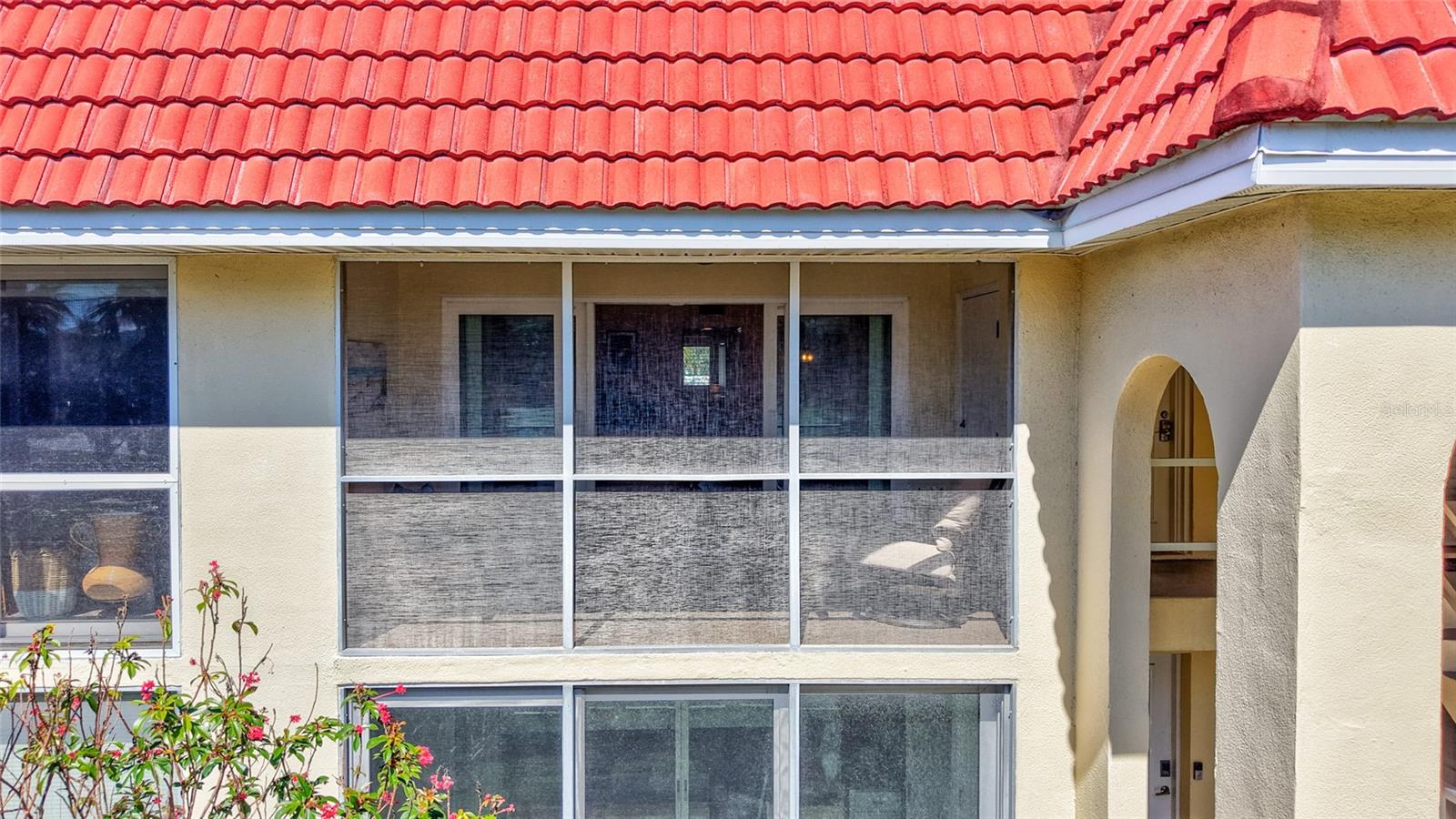 137 AVENIDA MESSINA #3