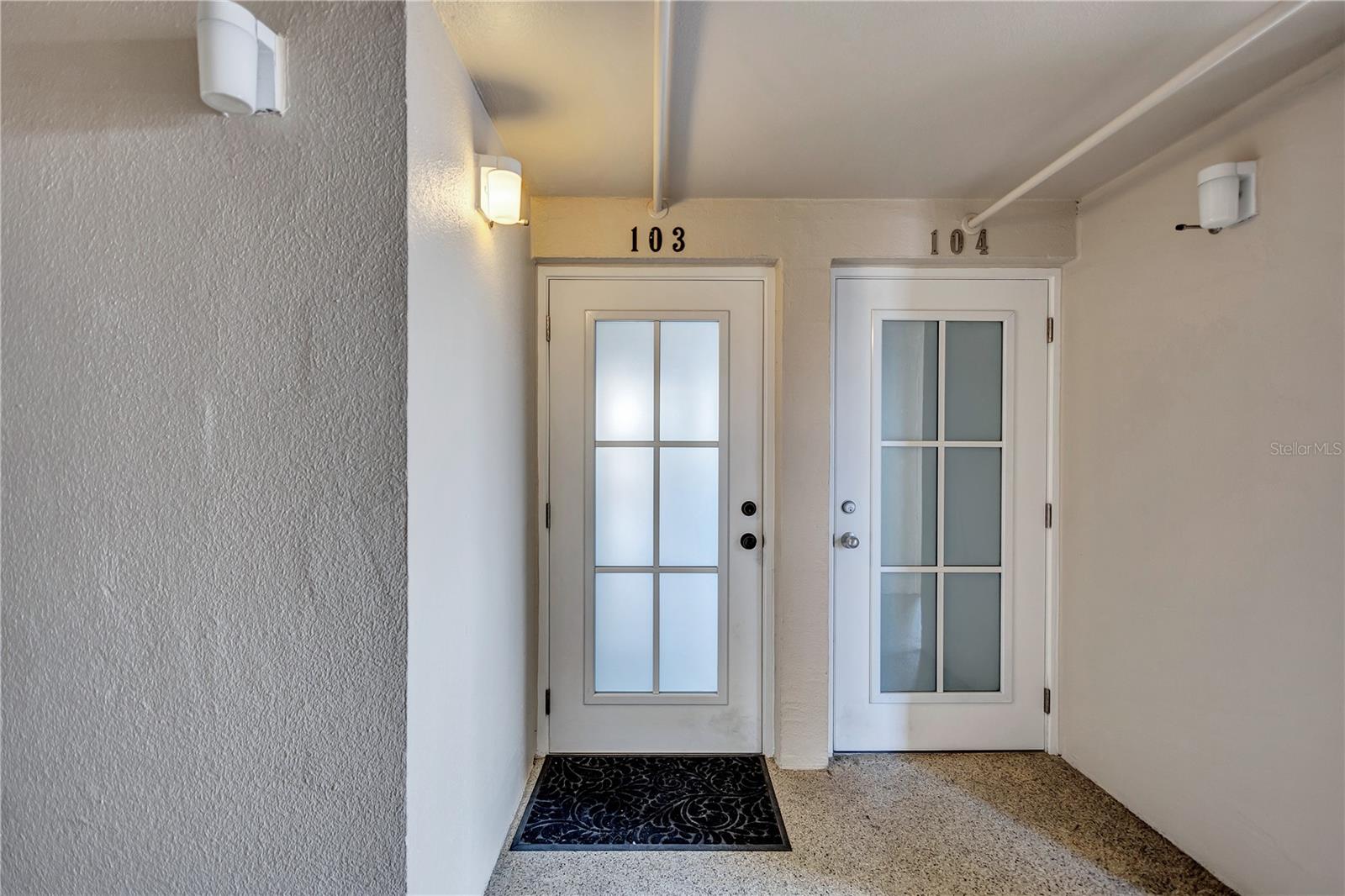 6140 MIDNIGHT PASS RD #103