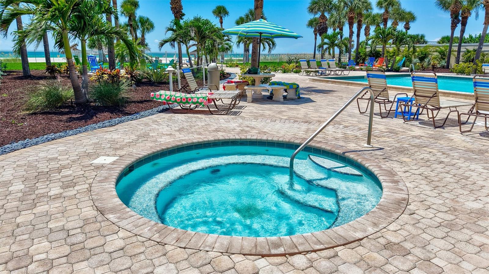 6140 MIDNIGHT PASS RD #103