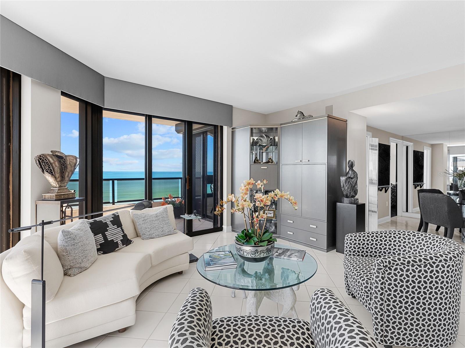 575 SANCTUARY DR #A304