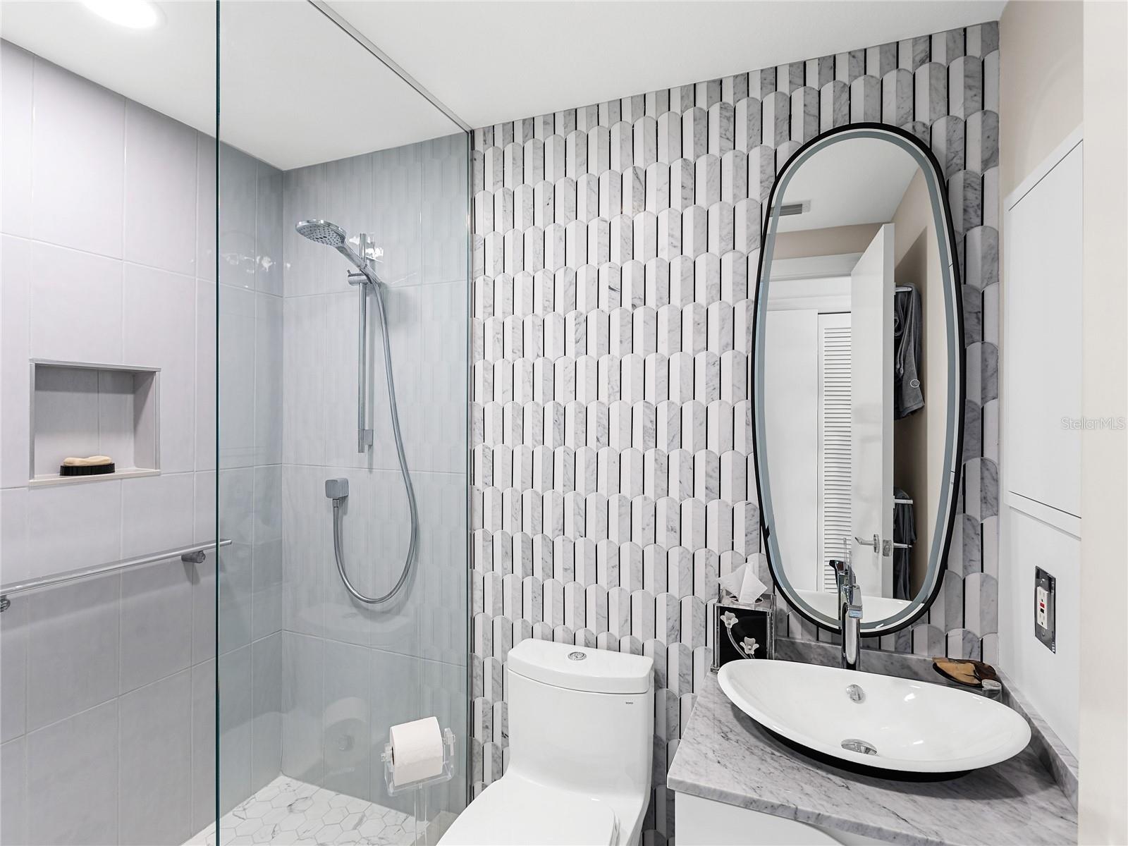 575 SANCTUARY DR #A304