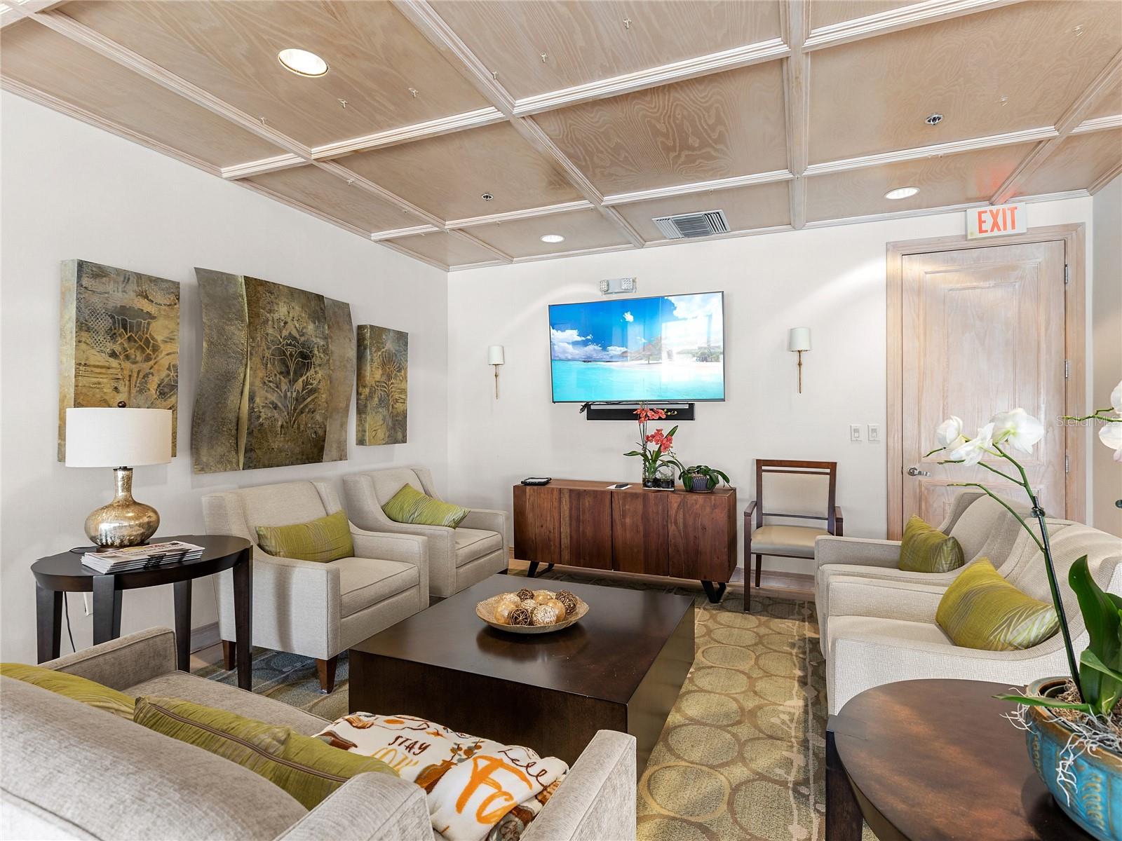 575 SANCTUARY DR #A304