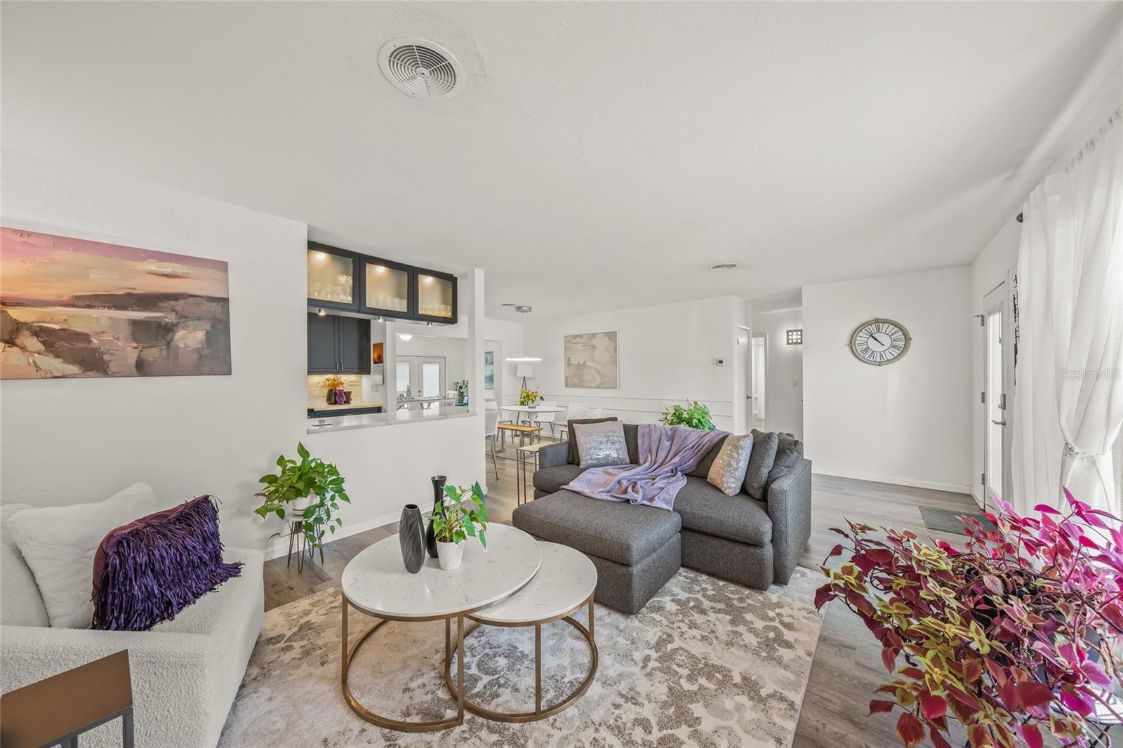 2427 TULIP ST