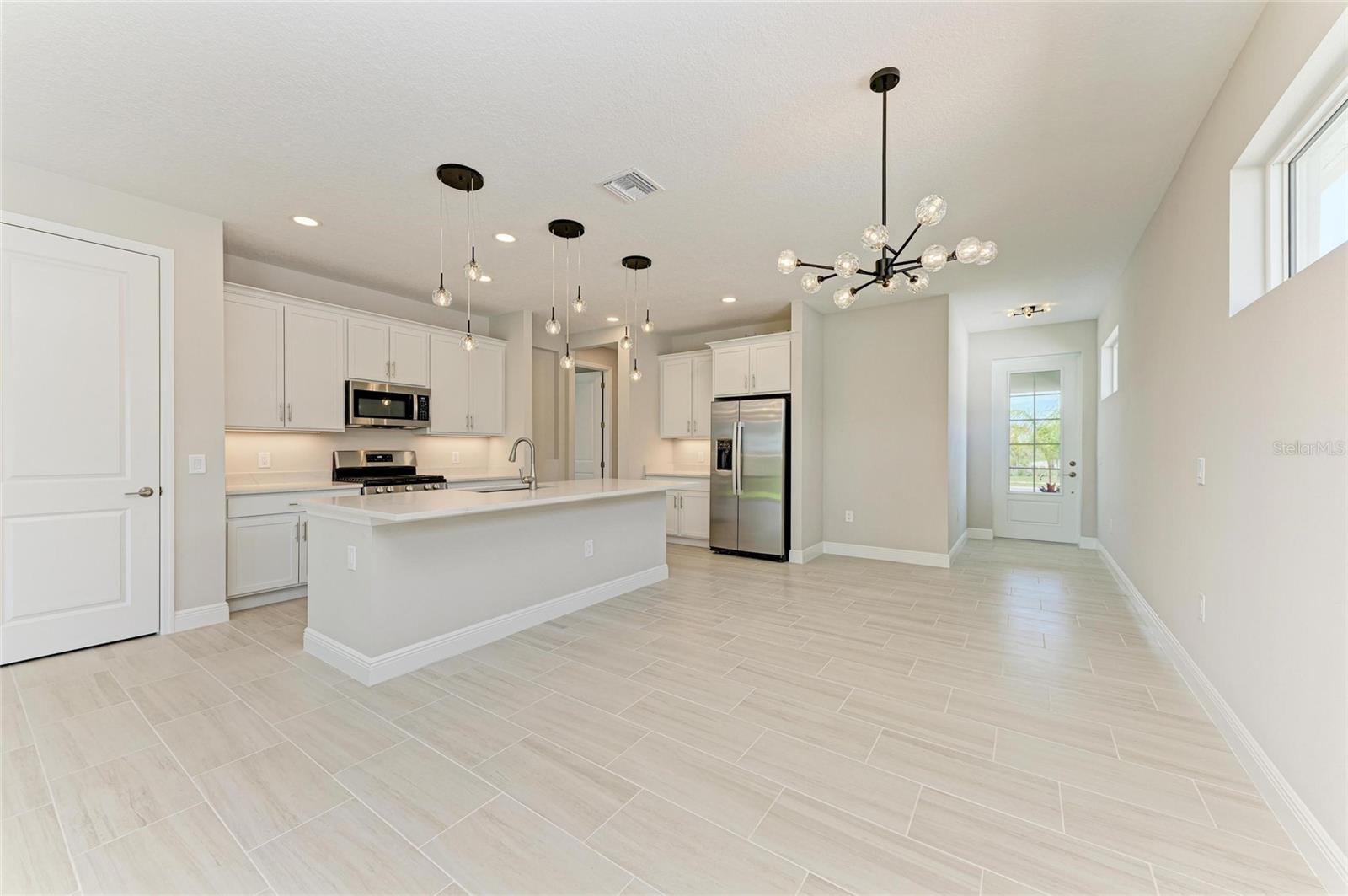995 WATERLINE CT