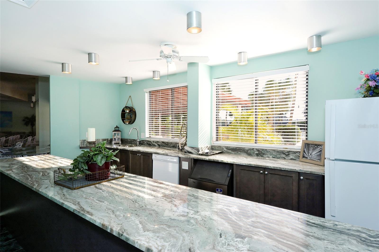 5855 MIDNIGHT PASS RD #303