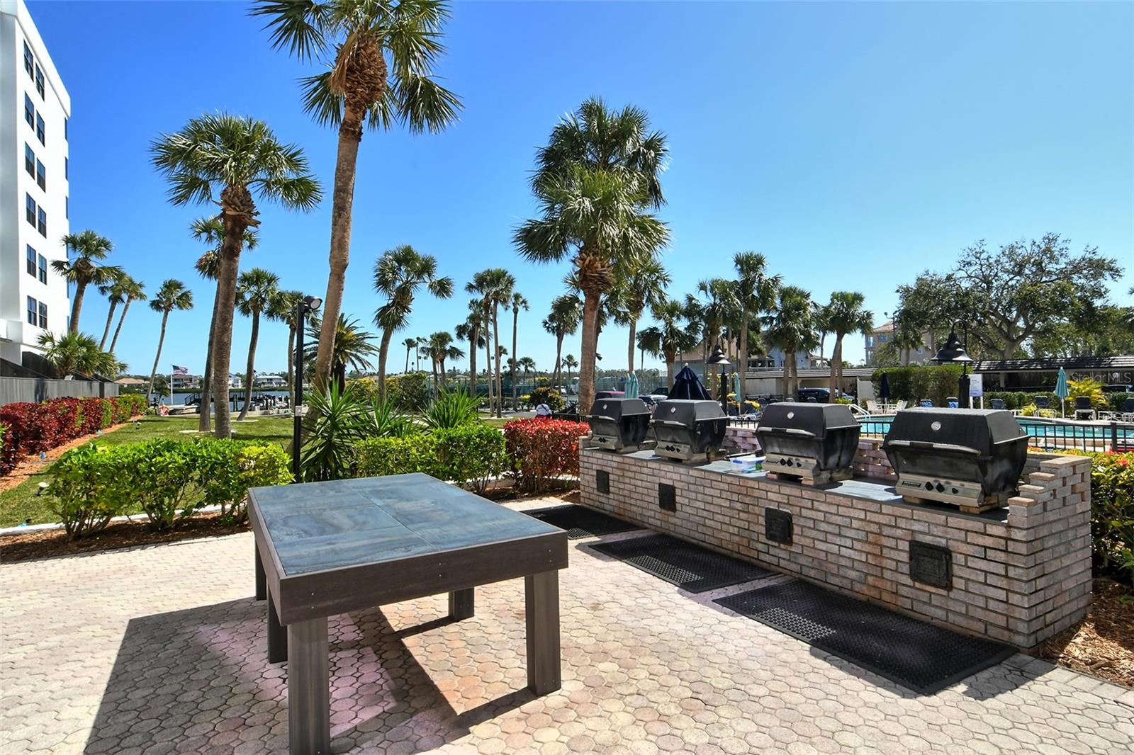 5855 MIDNIGHT PASS RD #303